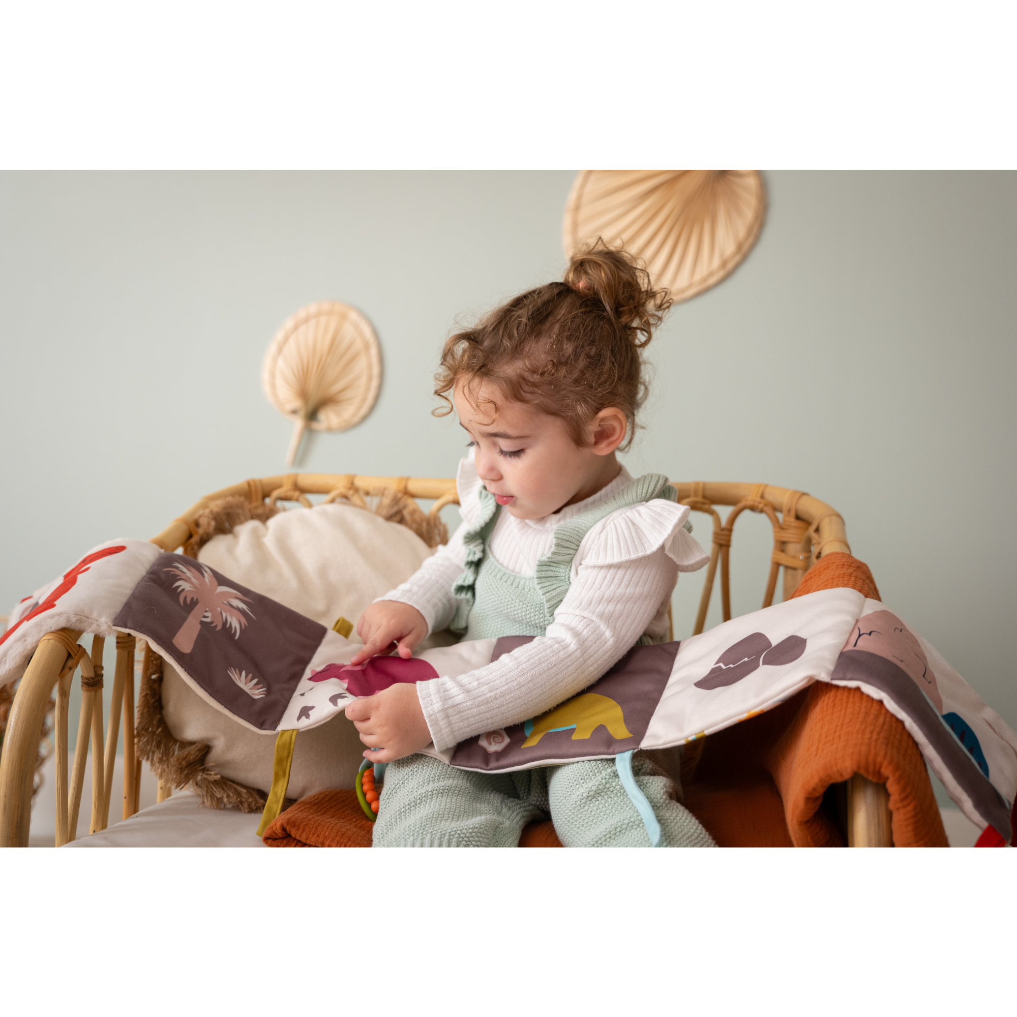 LITTLE BIG FRIENDS Soft Activity Book 2 in 1 - Dino