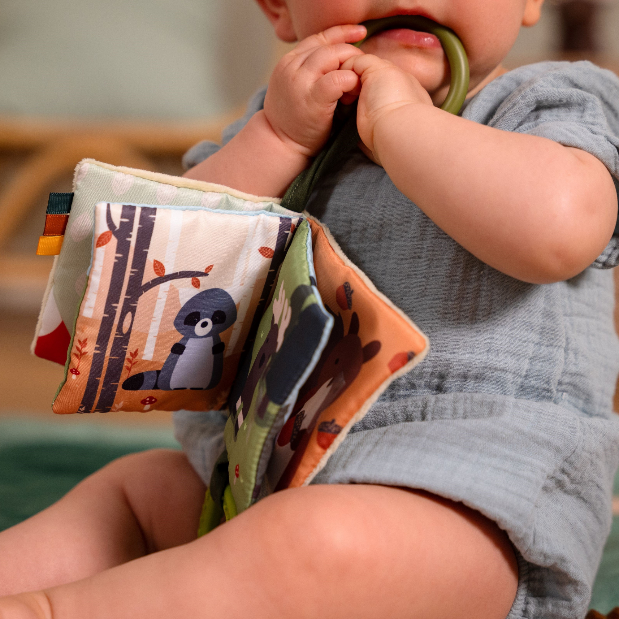 LITTLE BIG FRIENDS Soft Baby Book - Forest