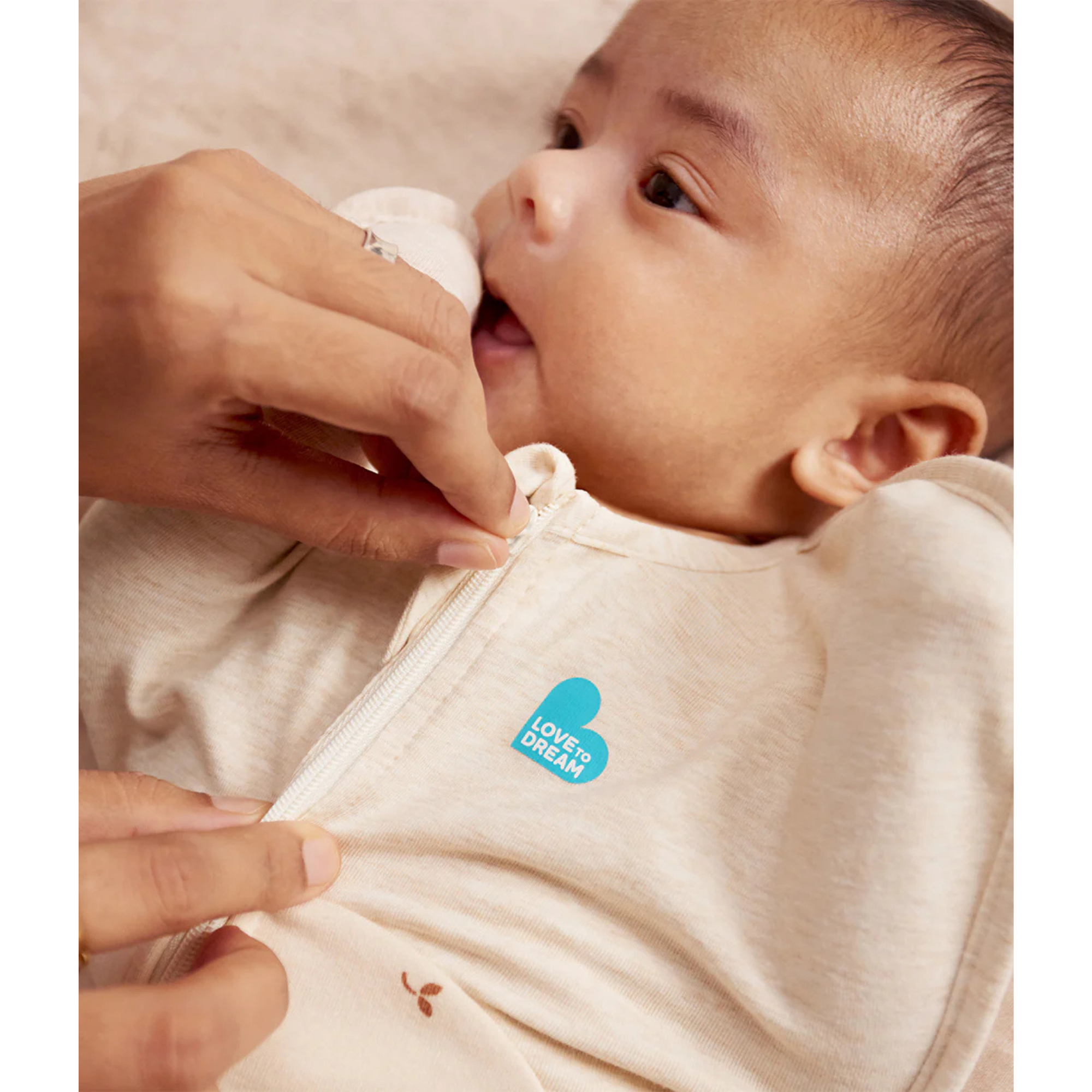 LOVE TO DREAM Swaddle Up Cotton Fleece 1.5Tog - Twigs Oatmeal