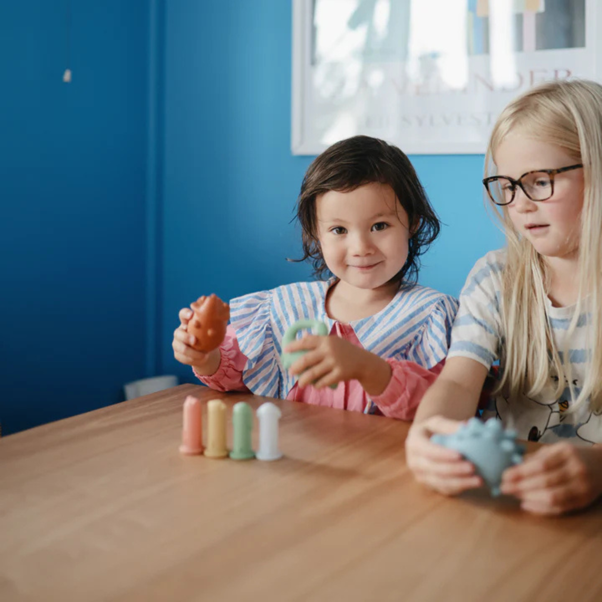 MUSHIE Dino Mold-Free Bath Play Set (4-Pack)