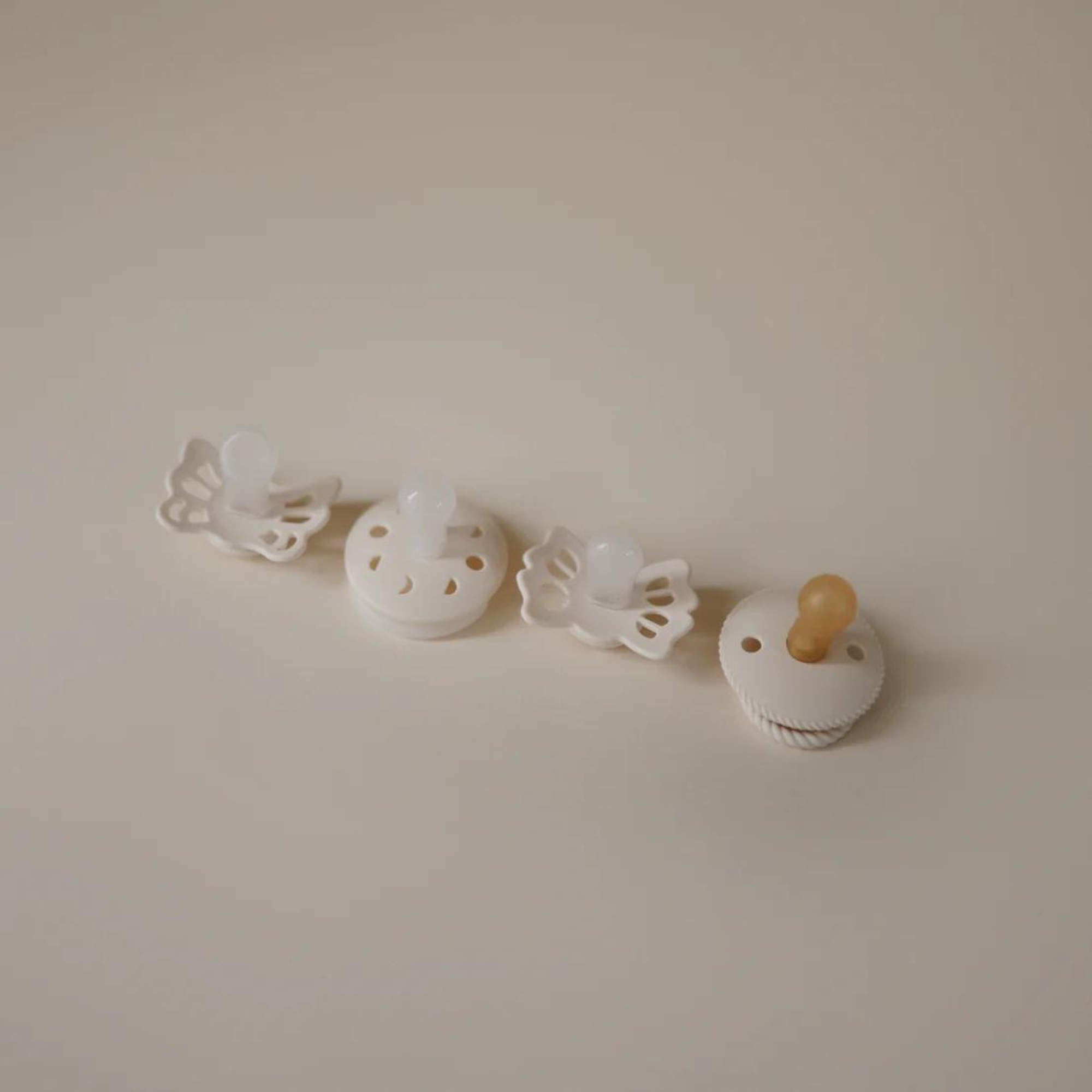 MUSHIE Frigg, la première tétine de bébé, Moonlight Sailing