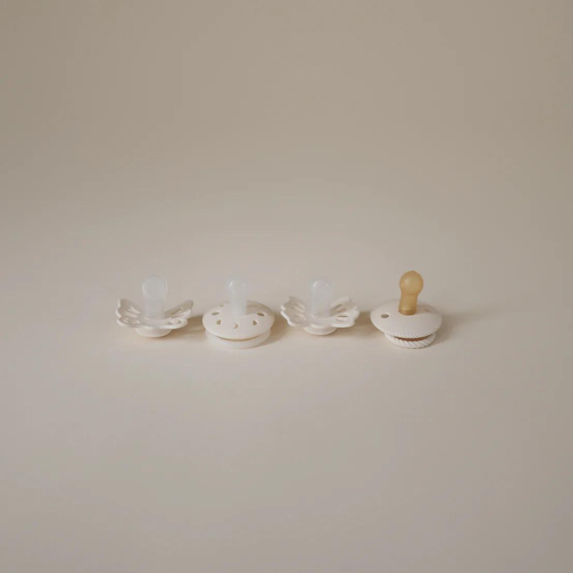 MUSHIE Frigg, la première tétine de bébé, Moonlight Sailing