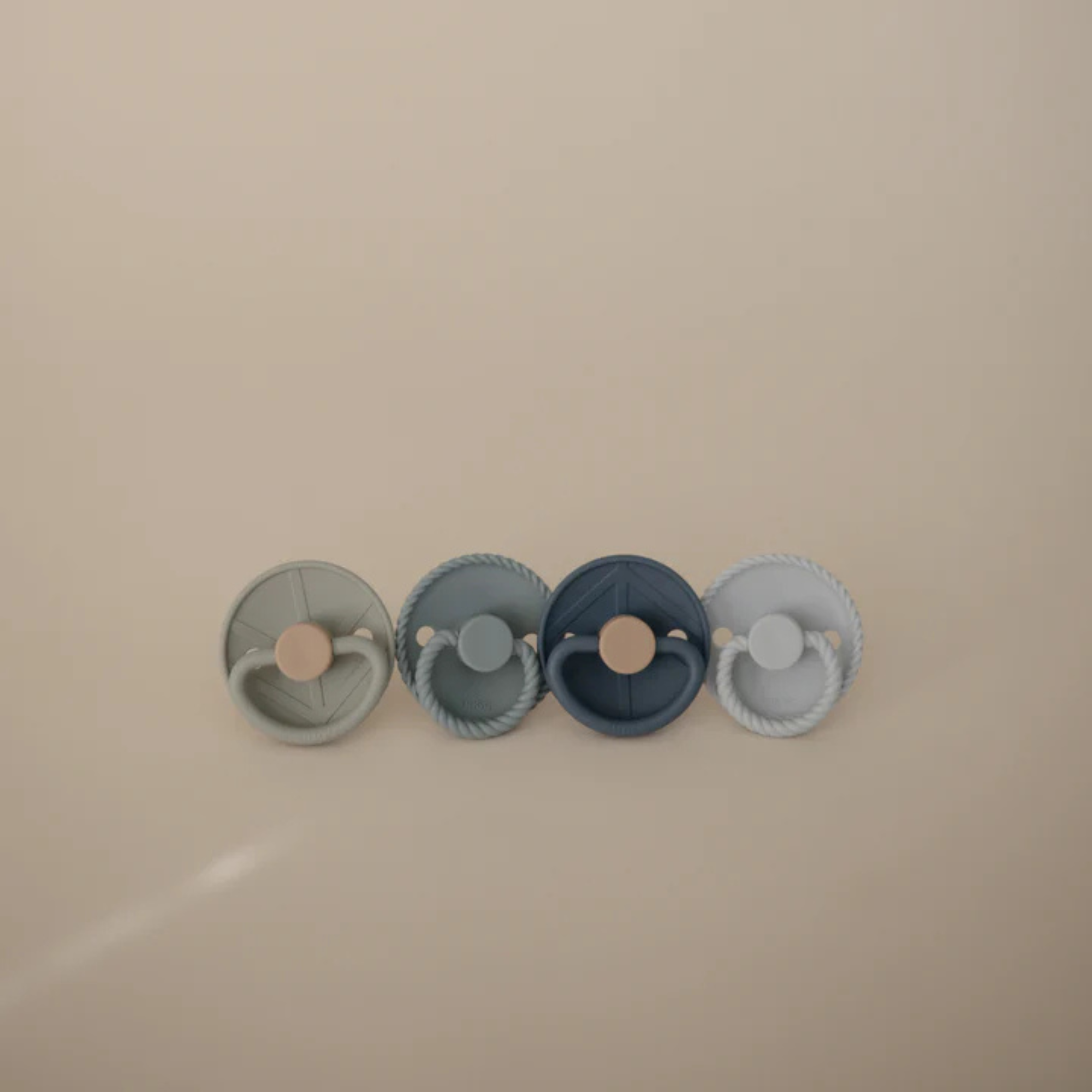 MUSHIE Frigg Natural Rubber Skyline Serenity Pacifier (4-Pack)