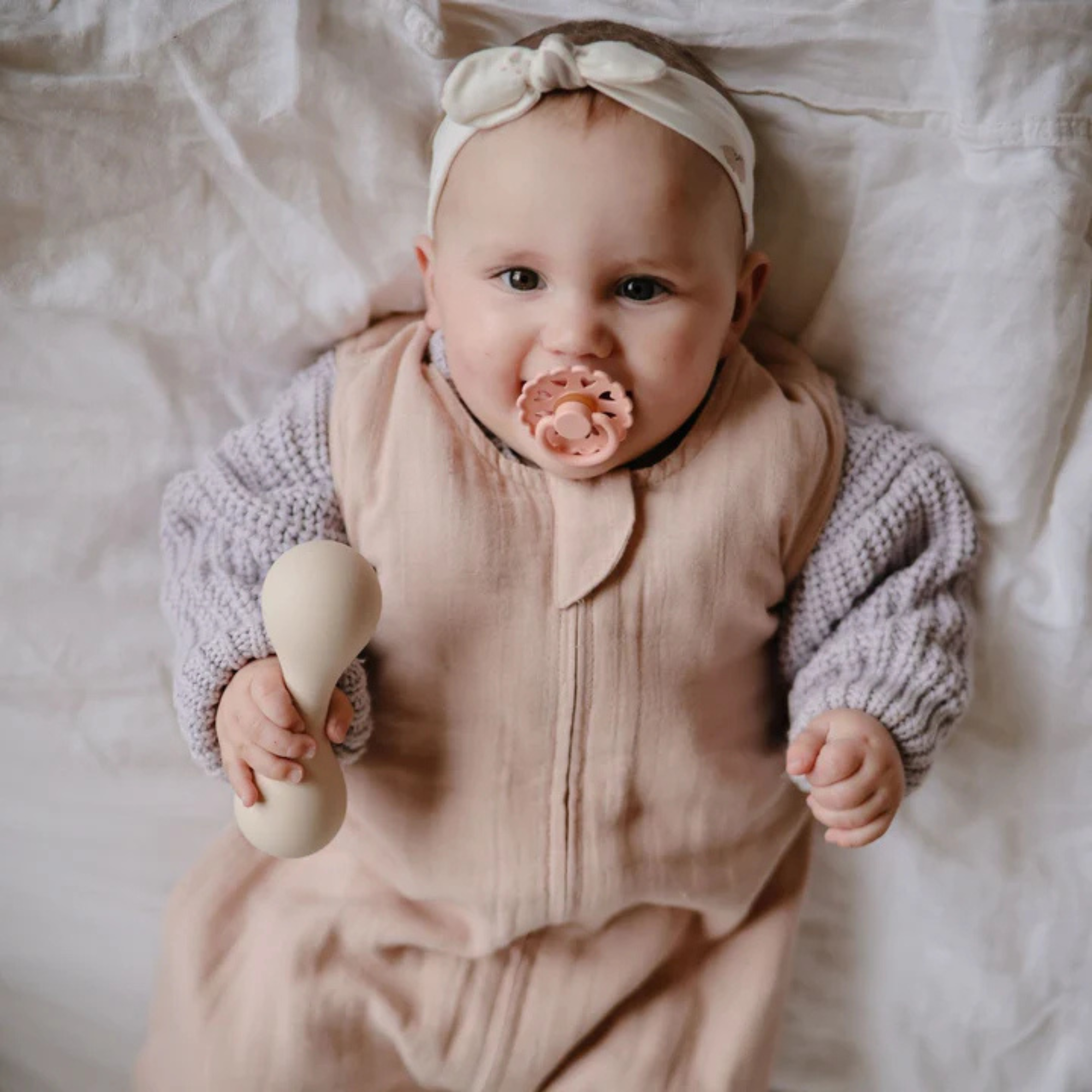 MUSHIE Frigg Natural Rubber Sunset Bliss Pacifier (4-Pack)