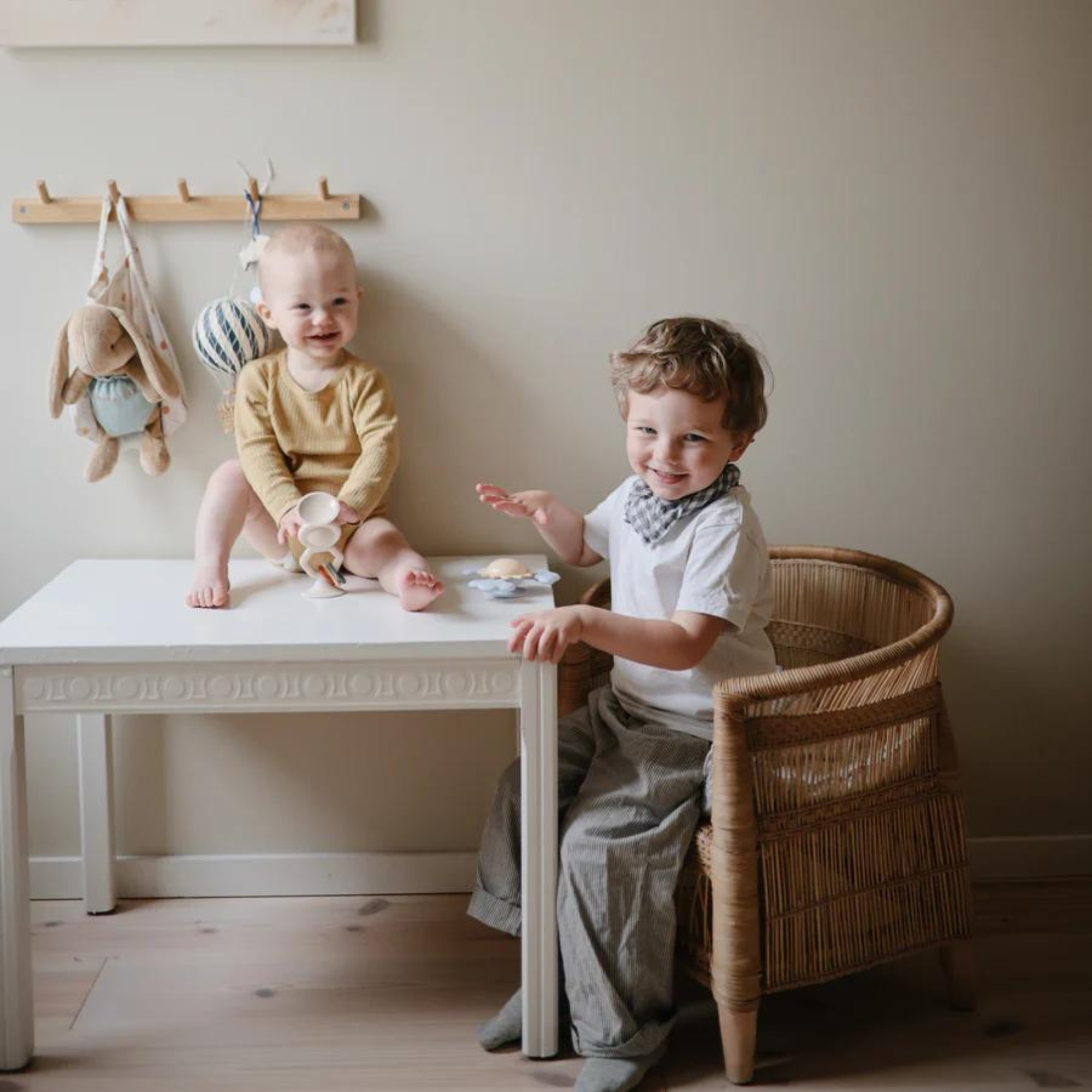 Jouet à ventouse MUSHIE HexaPop