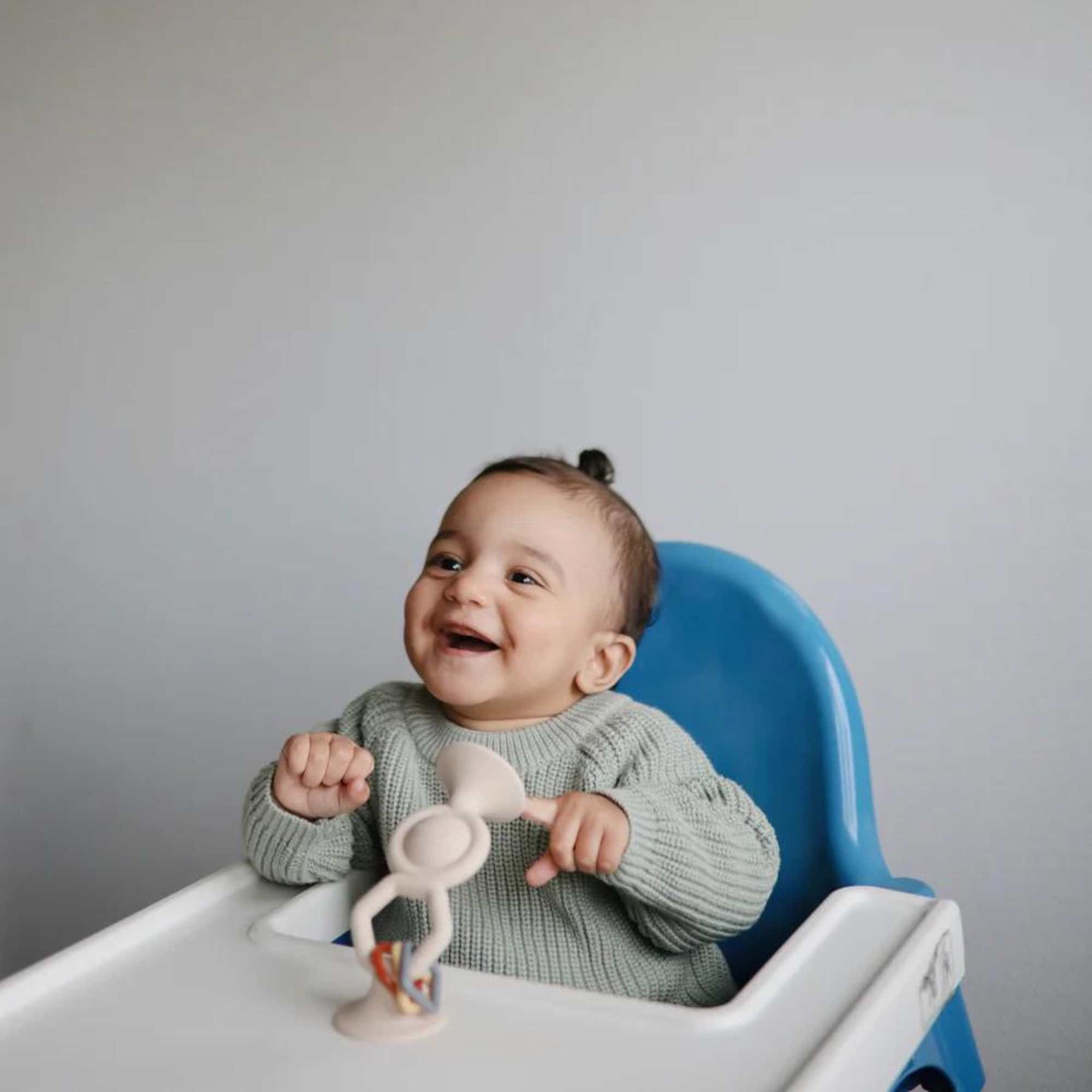 Jouet à ventouse MUSHIE HexaPop