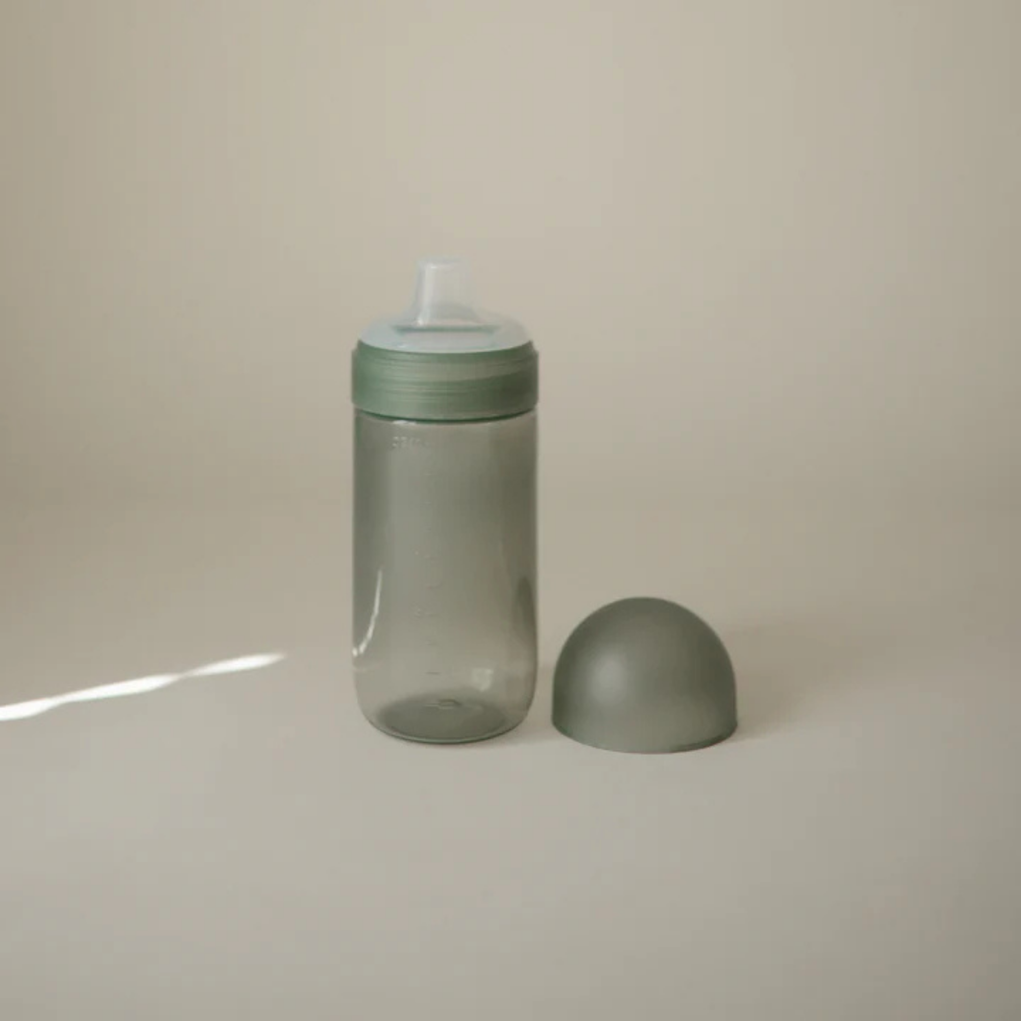 MUSHIE Soft Spout Sippy Cup