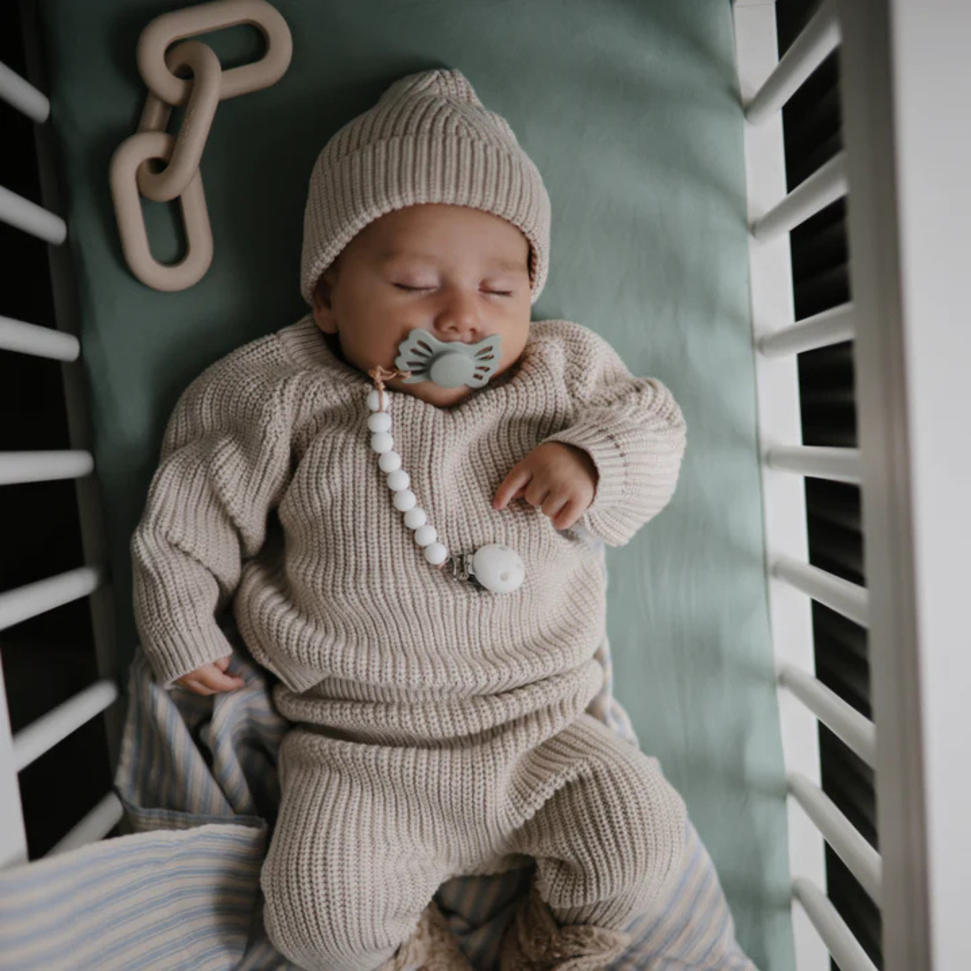 MUSHIE Stretchy Crib Sheet