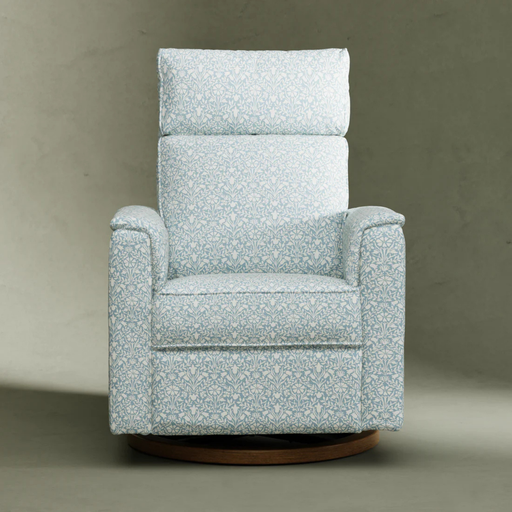 NAMESAKE Morris & Co. Willa Plus Power Recliner w/ Power Headrest