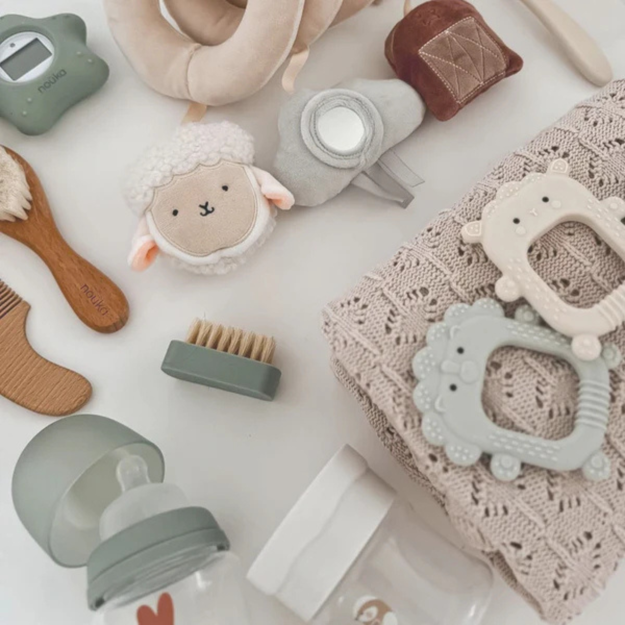NOÜKA Silicone Teether Toy