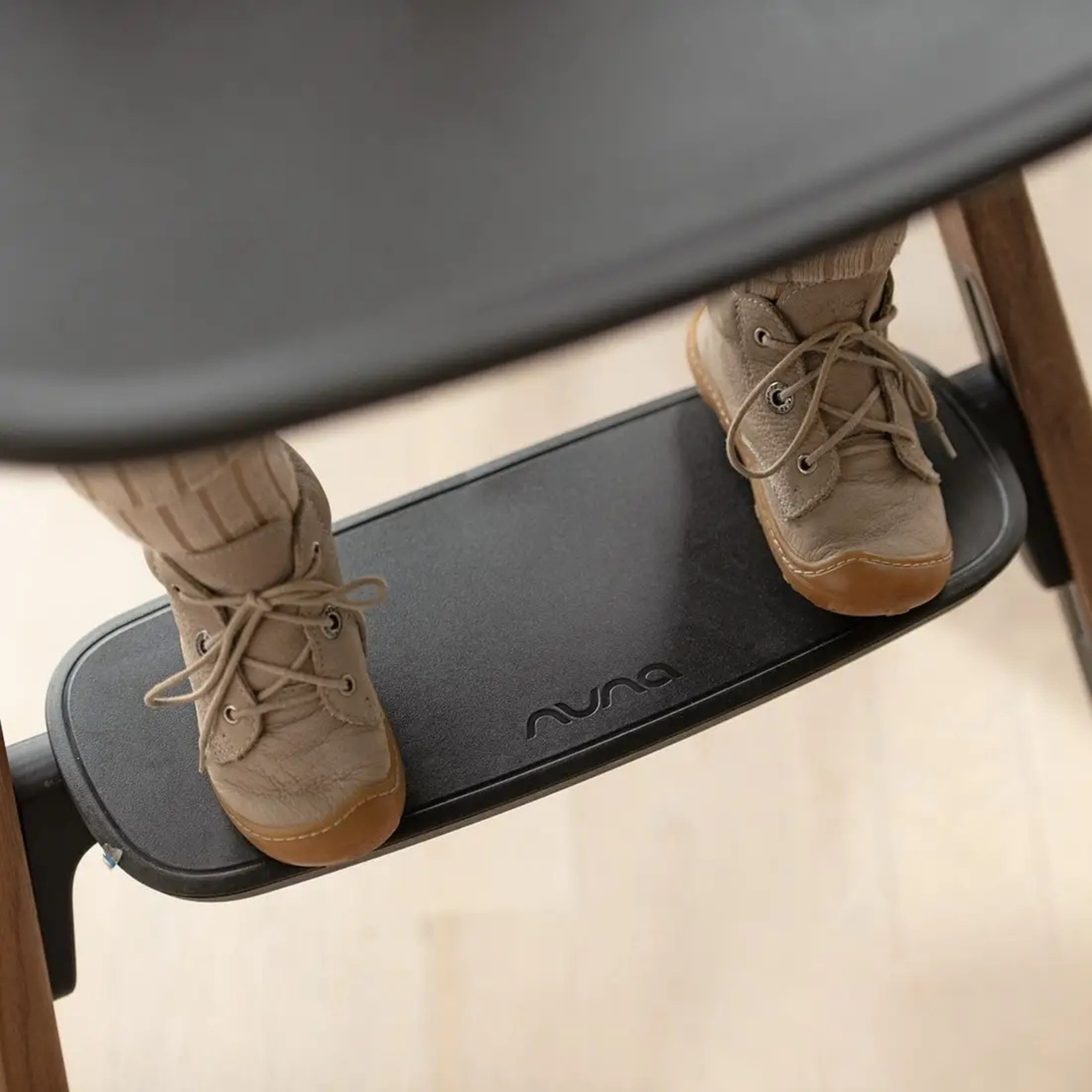 NUNA BRYN High Chair - Sanderson