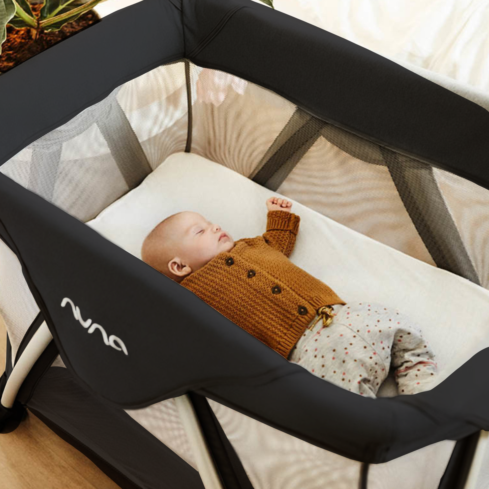 NUNA SENA Playard - Night