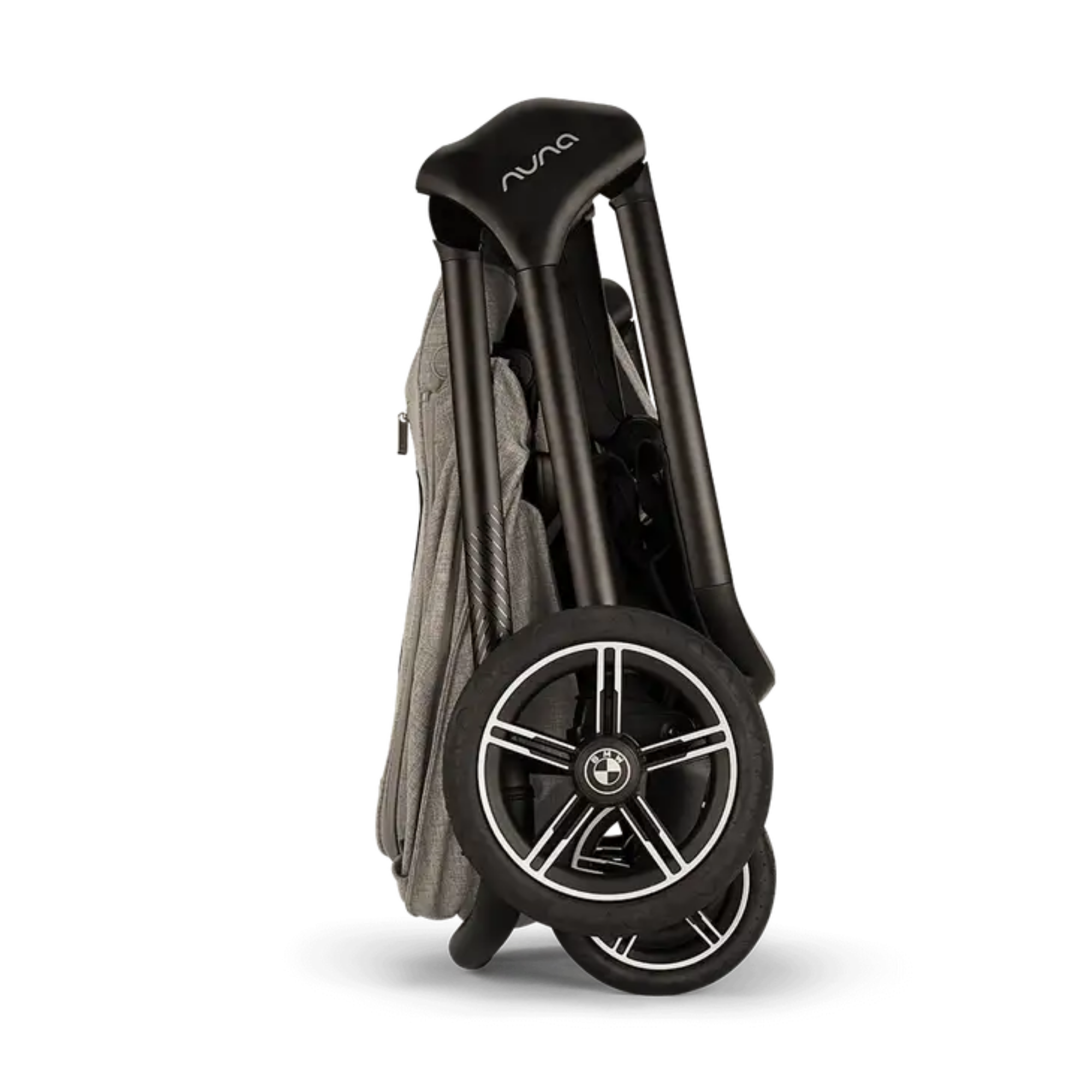 NUNA TRIV Next BMW Collection
