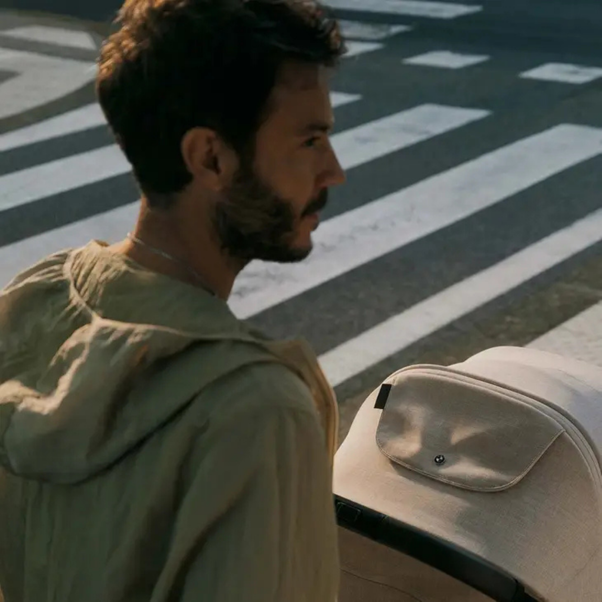 NUNA TRVL lx BMW Collection