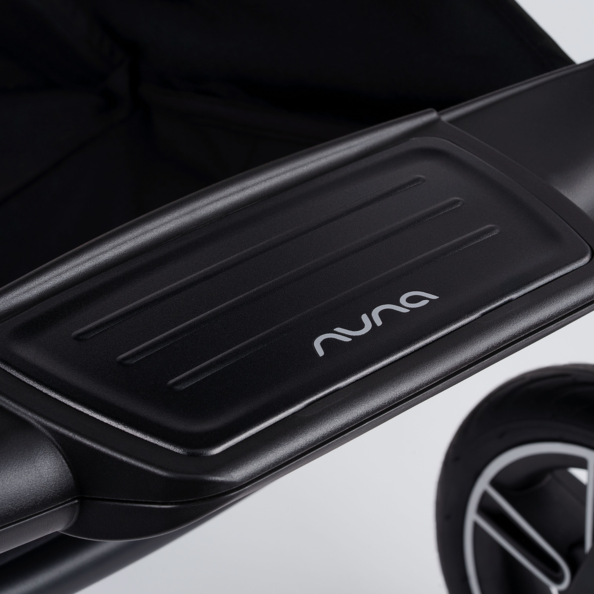 NUNA Mixx Next + Pipa Urbn Travel System