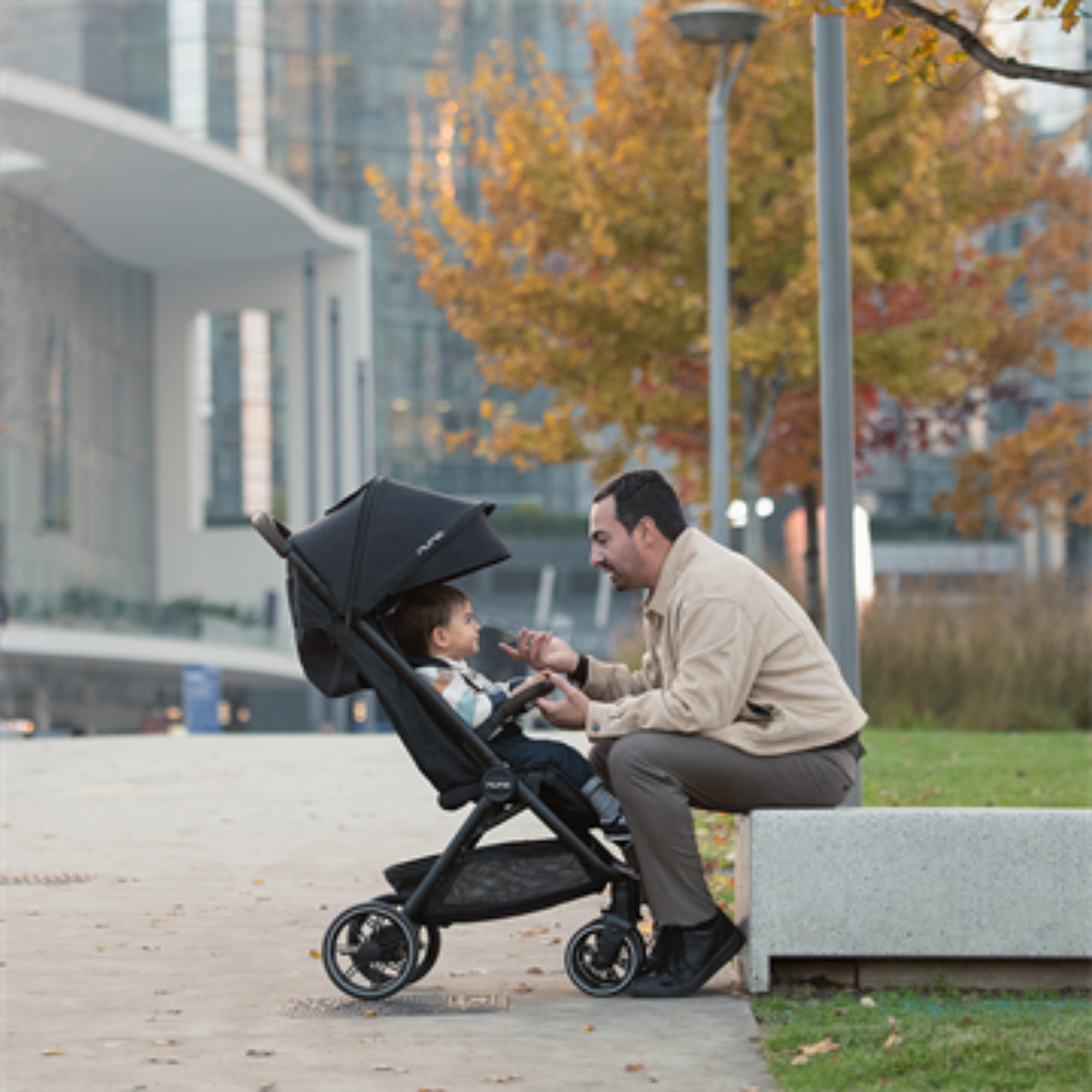 NUNA TRVL lx Stroller
