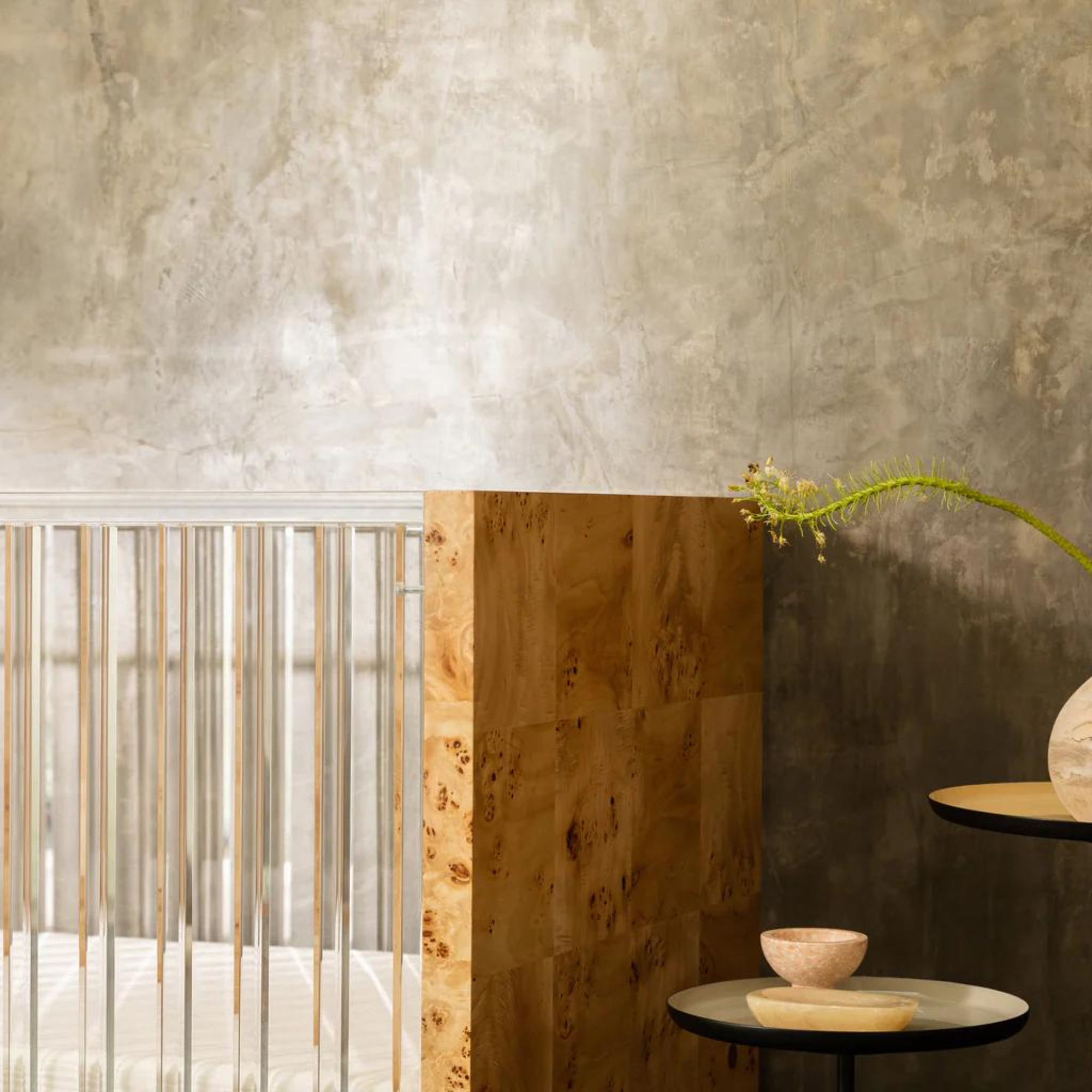 NURSERY WORKS Altair Crib - Clear Acrylic With Burl