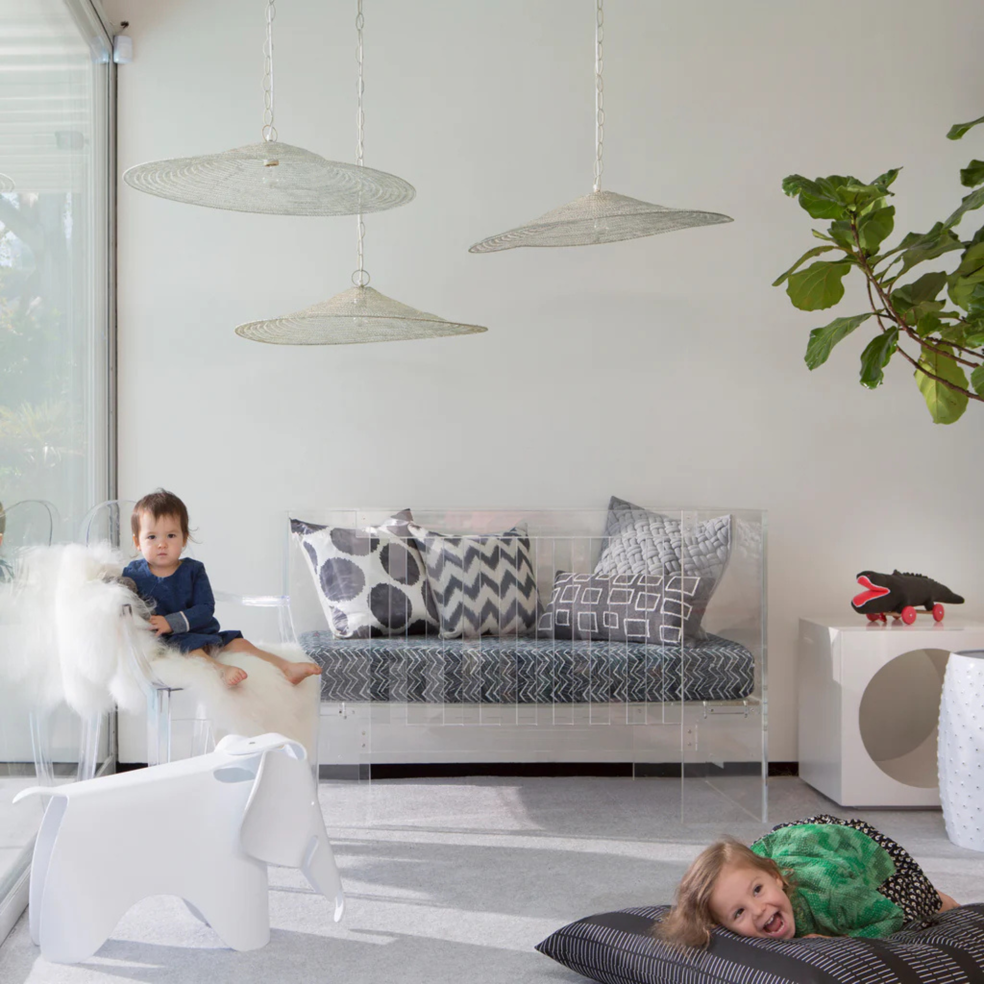 NURSERY WORKS Vetro Crib