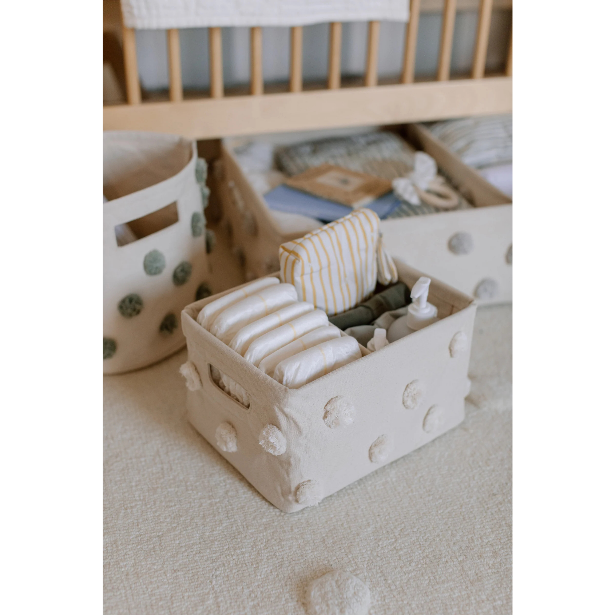 PEHR Pom Pom Hideaway Caddy Organizer - Natural