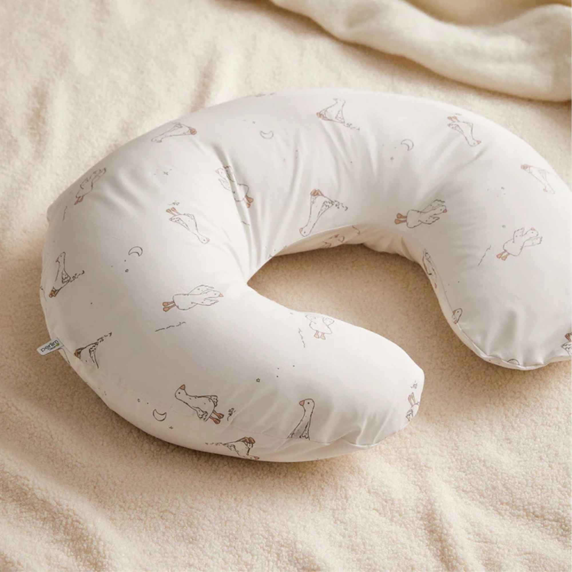 PERLIMPINPIN Nursing Pillow - Goose