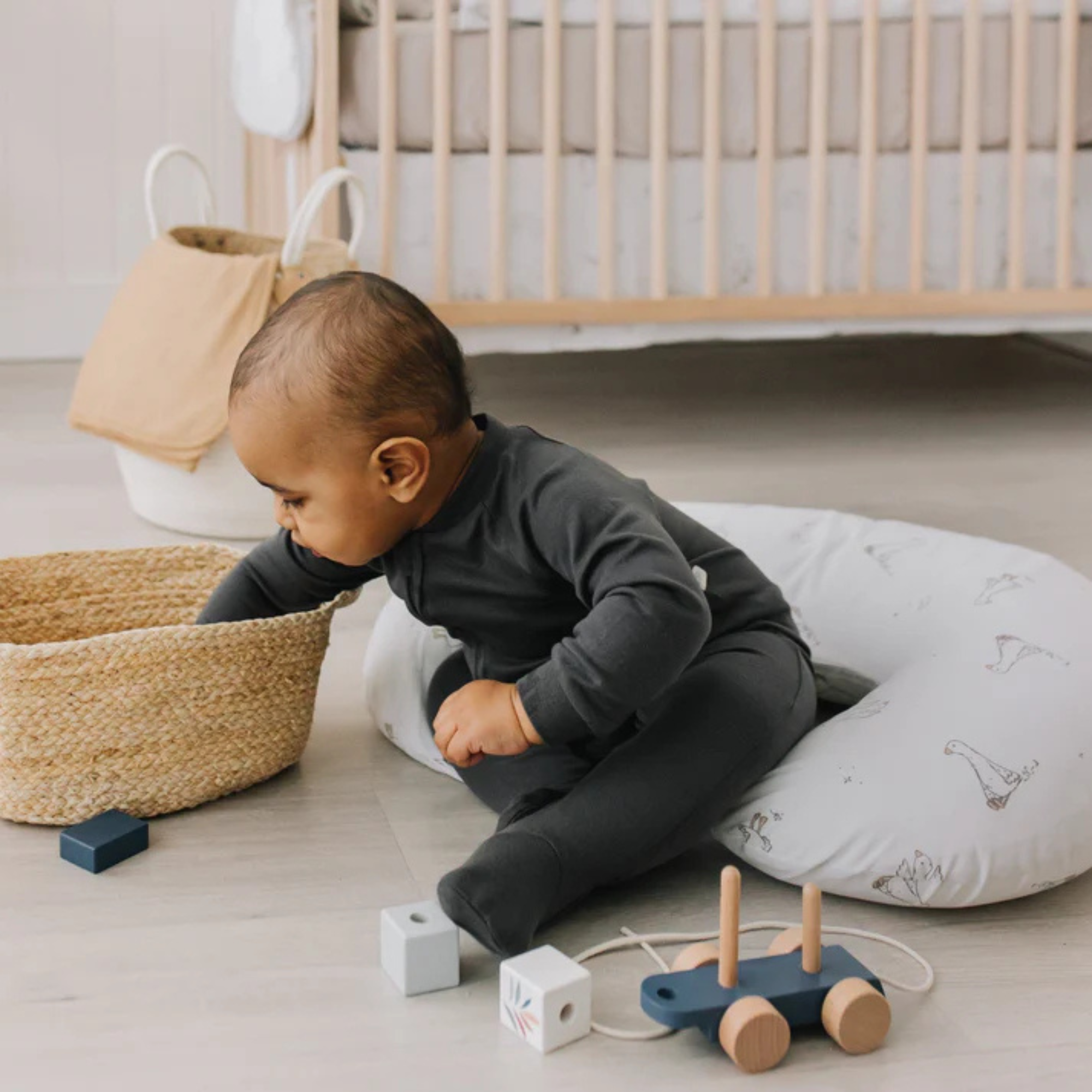 PERLIMPINPIN Nursing Pillow - Goose