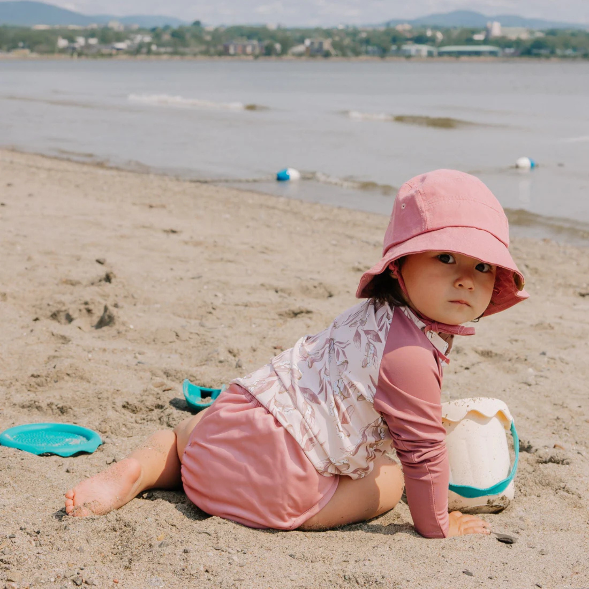 PERLIMPINPIN Silicone Beach Toys