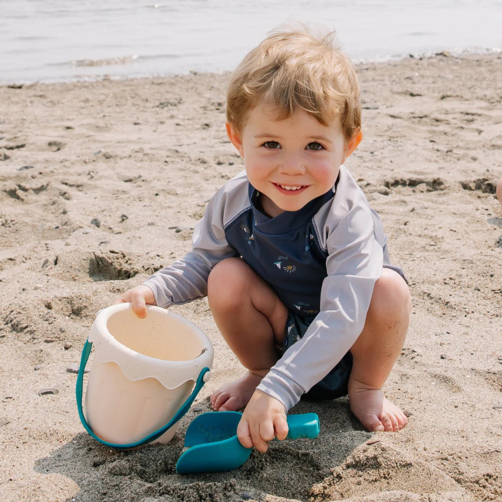 PERLIMPINPIN Silicone Beach Toys