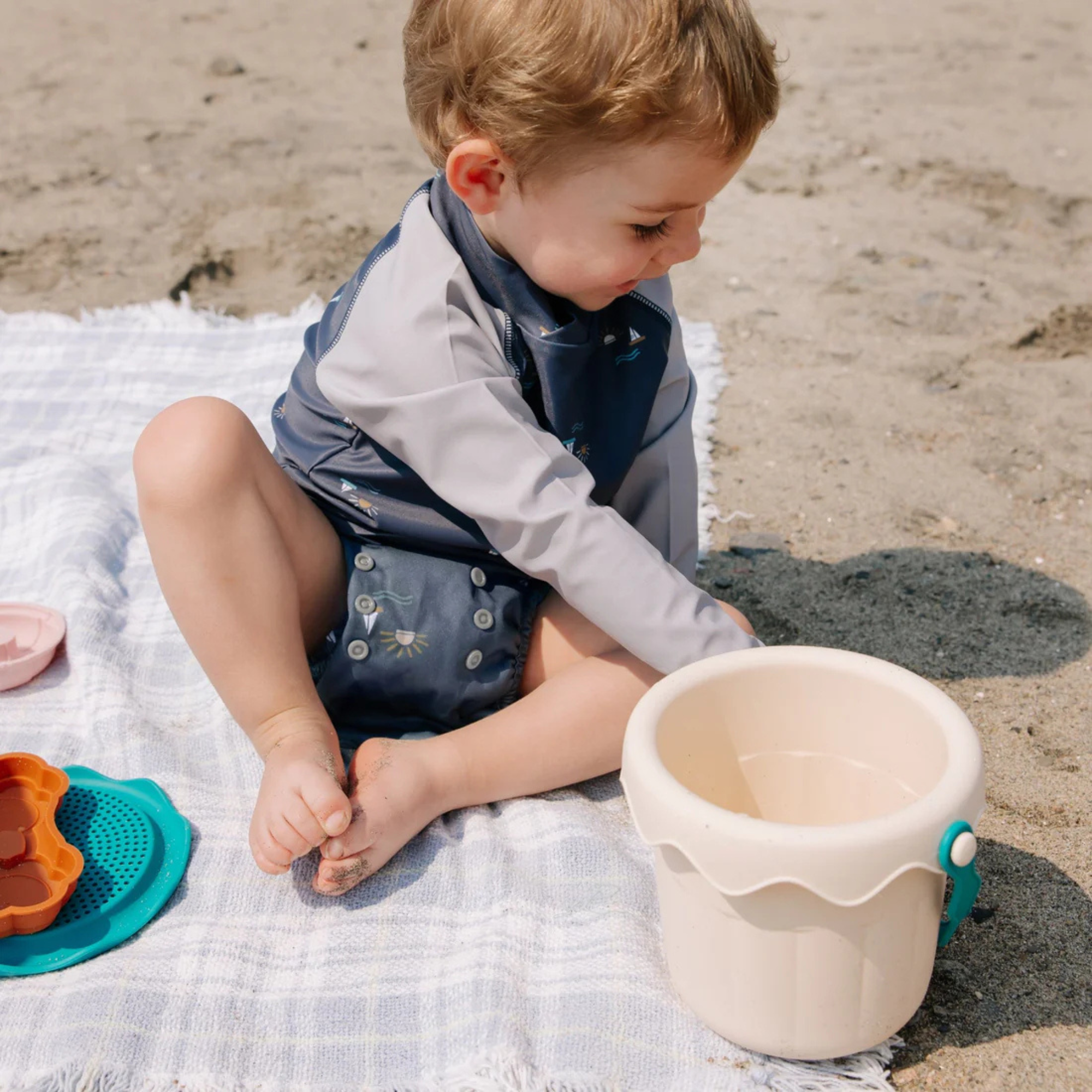 PERLIMPINPIN Silicone Beach Toys