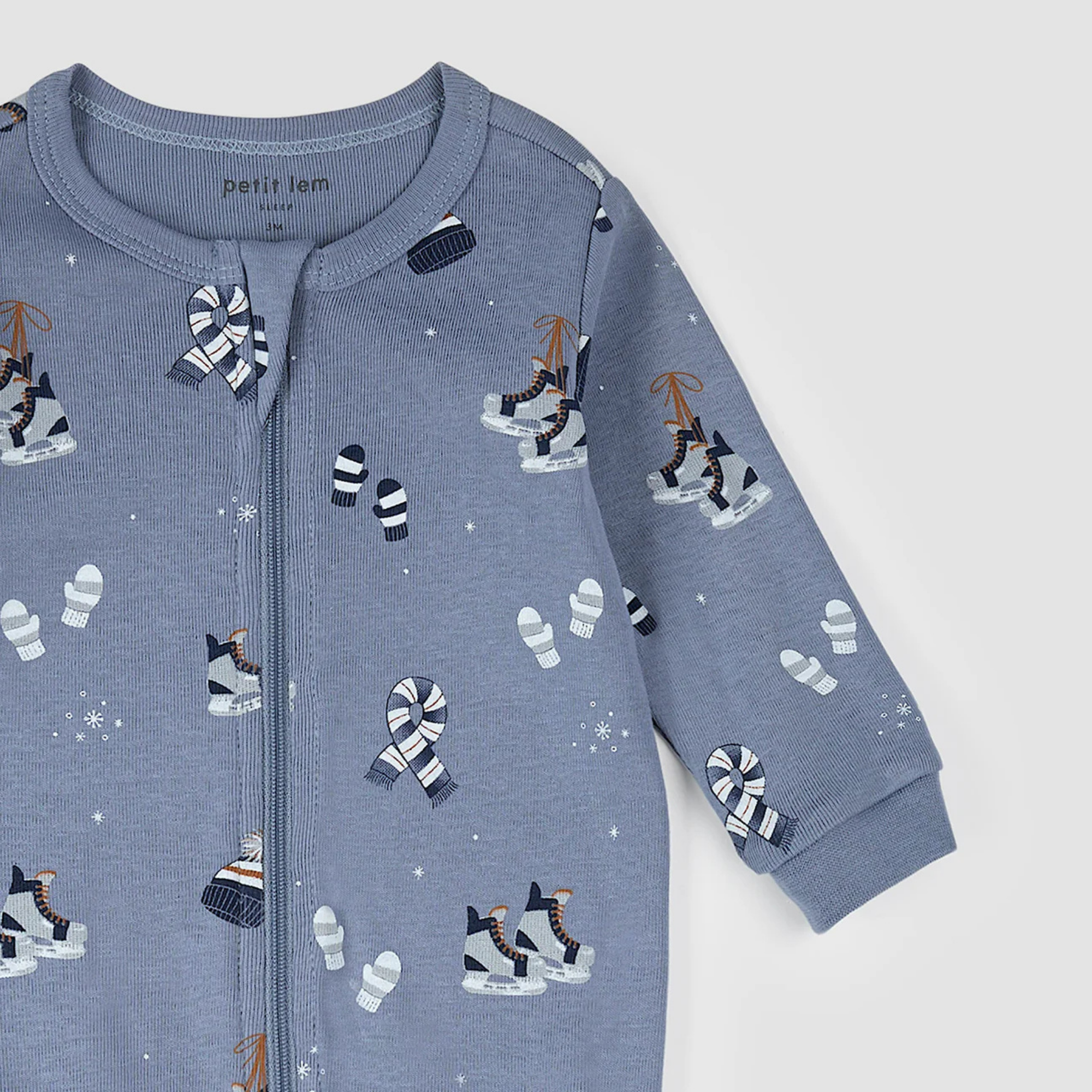 PETIT LEM Accessoires d'hiver douillets imprimés sur grenouillère bleue