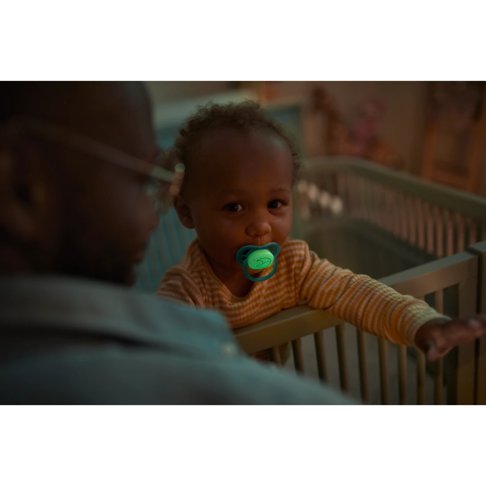 PHILIPS AVENT Ultra Air Pacifier Nighttime 3-Pack