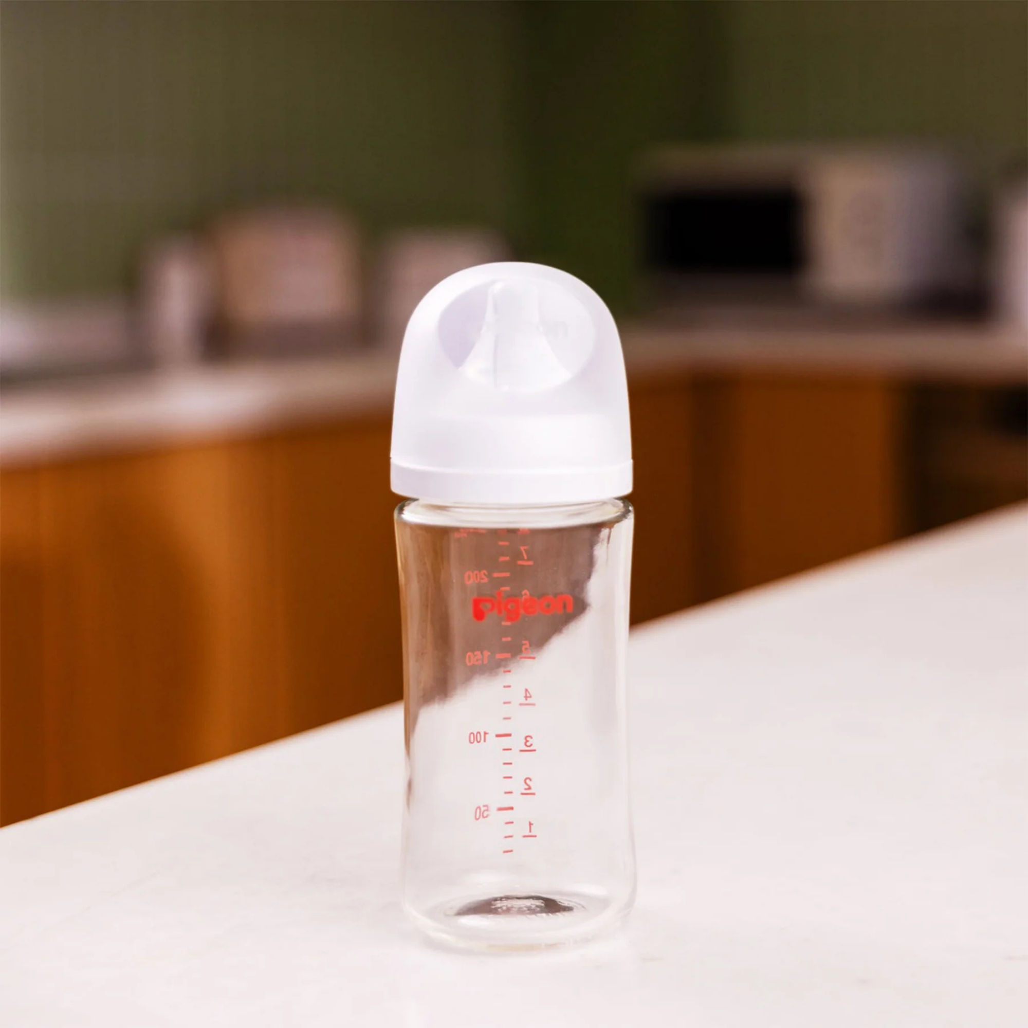 PIGEON Glass Baby Bottle