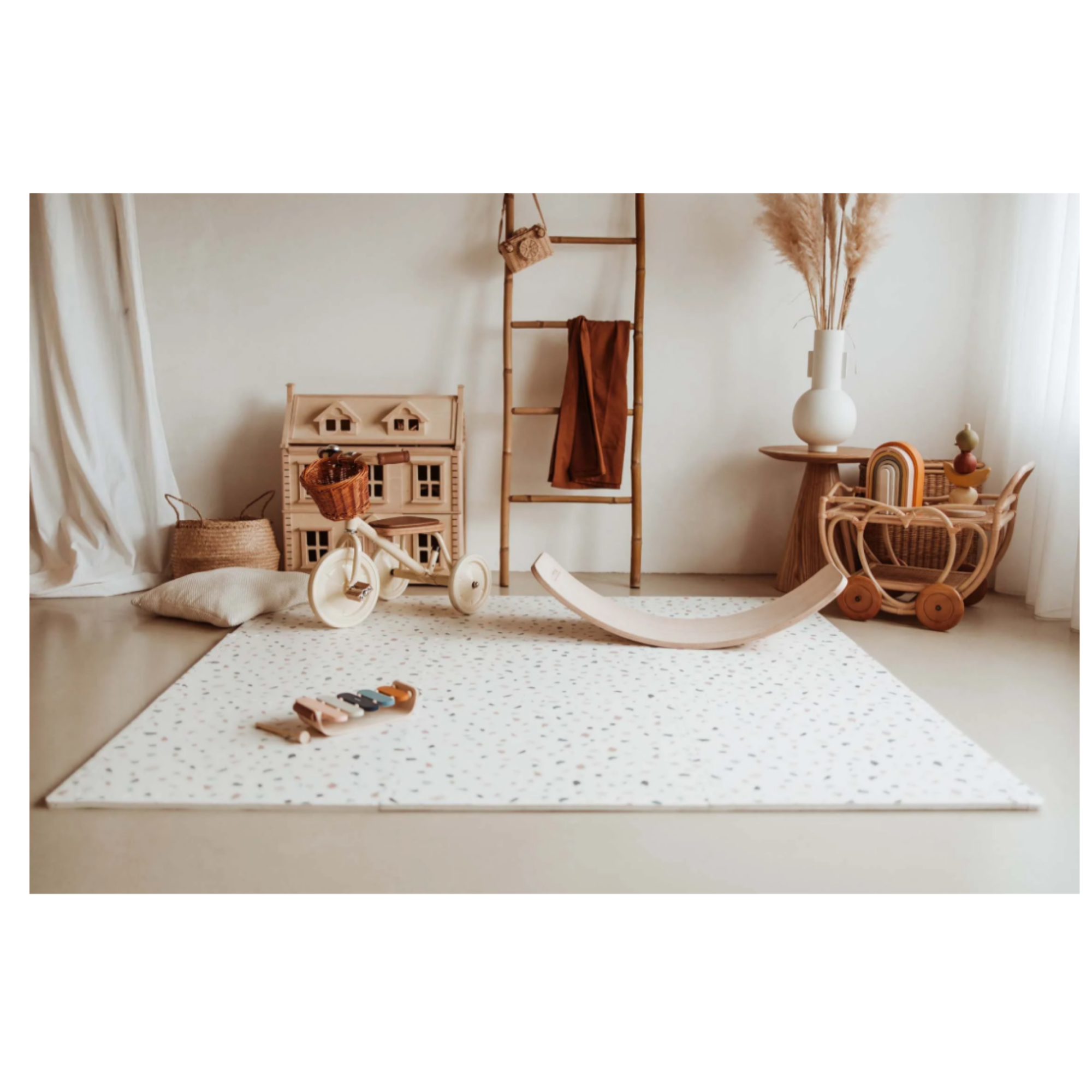 PLAY & GO Puzzlemat, Storage Box and Mini House - Alphabet