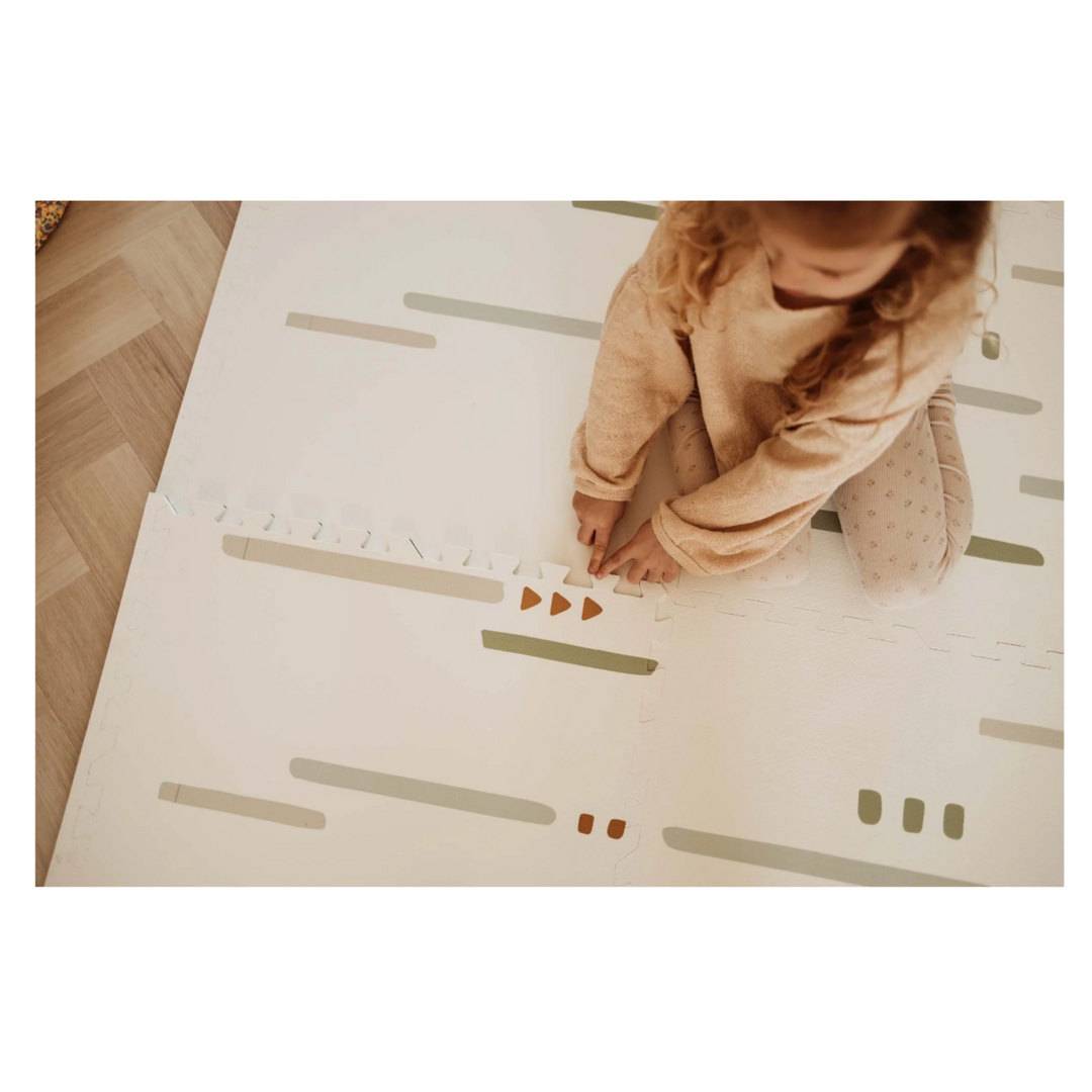 PLAY & GO Puzzlemat, Storage Box and Mini House - Farm