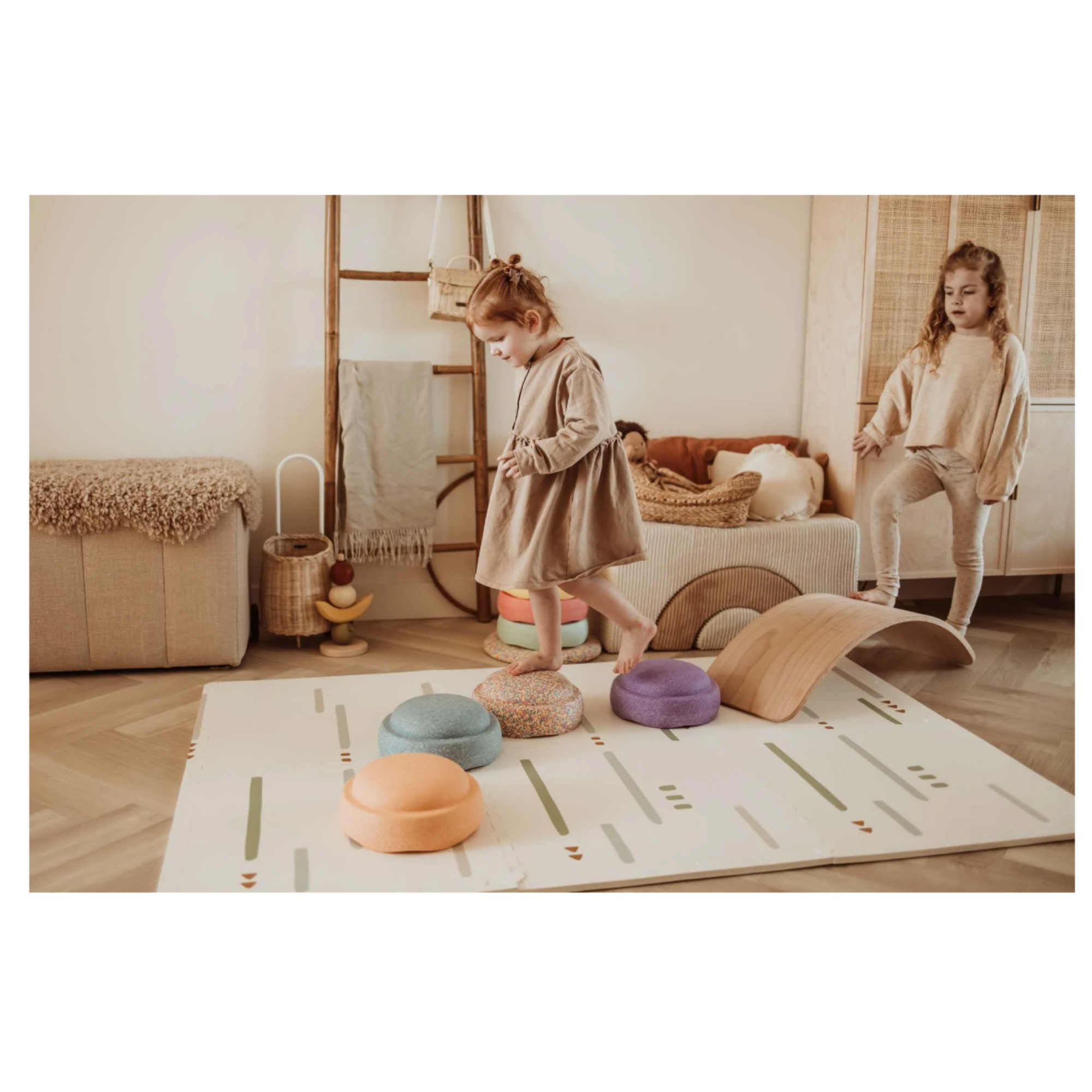 PLAY & GO Puzzlemat, Storage Box and Mini House - Farm