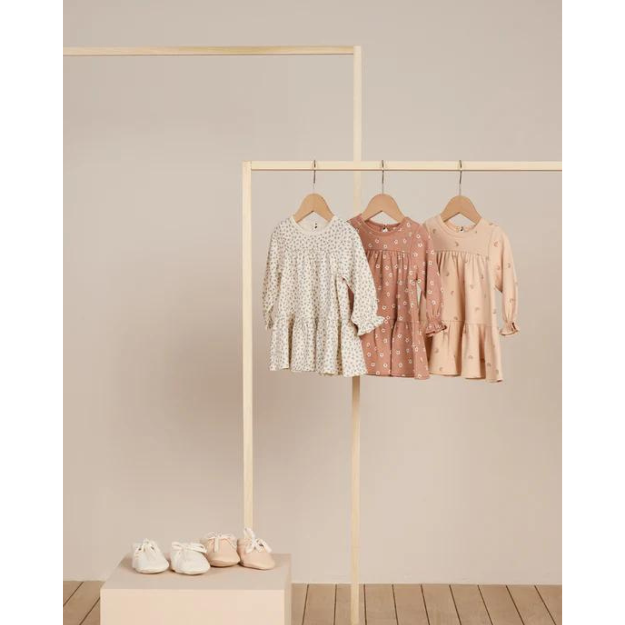 QUINCY MAE Baby Booties - Shell