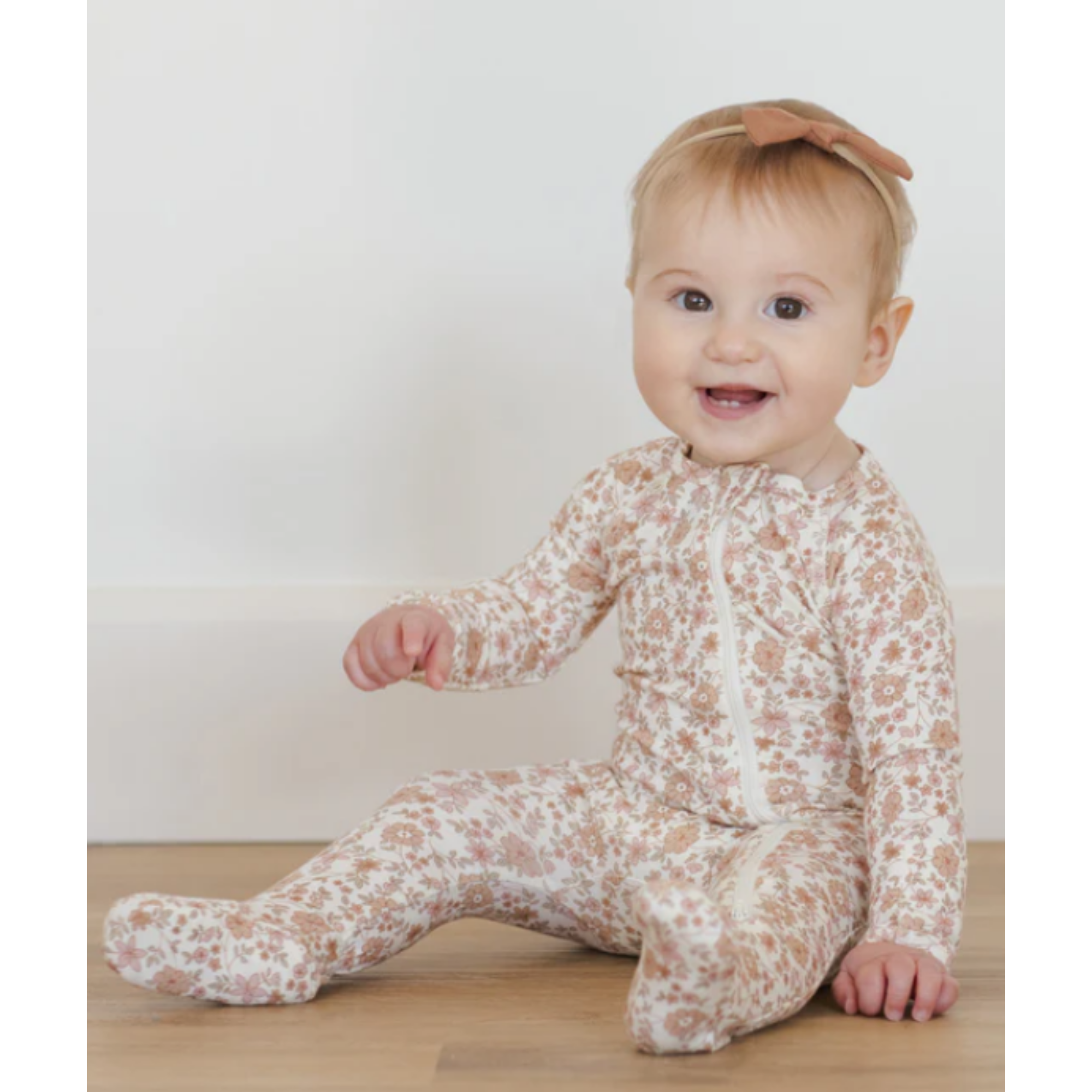 QUINCY MAE Bamboo Zip Footie - Bloom