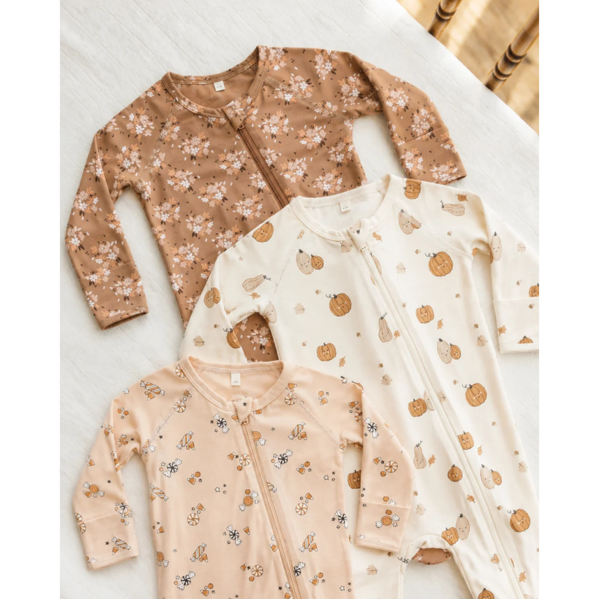 QUINCY MAE Bamboo Zip Footie - Candy