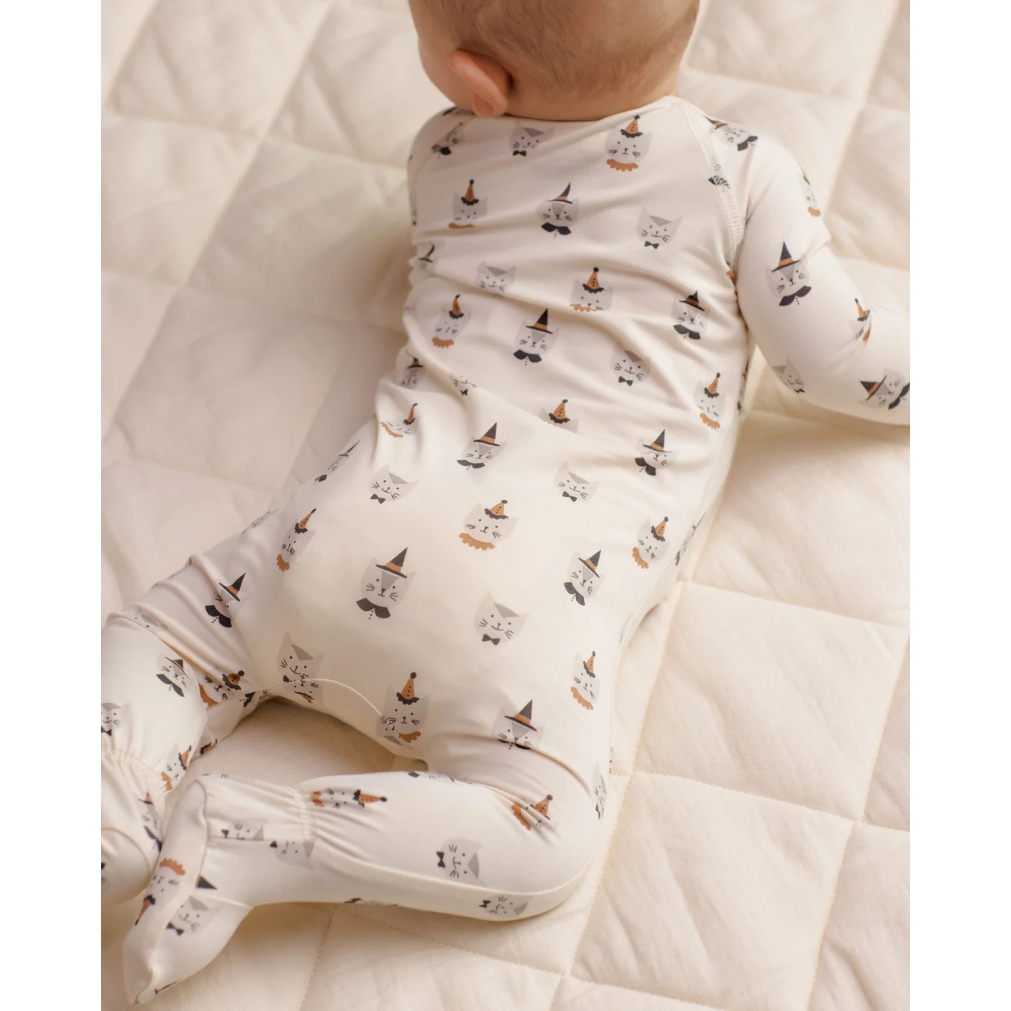 QUINCY MAE Bamboo Zip Footie - Costume Kittens