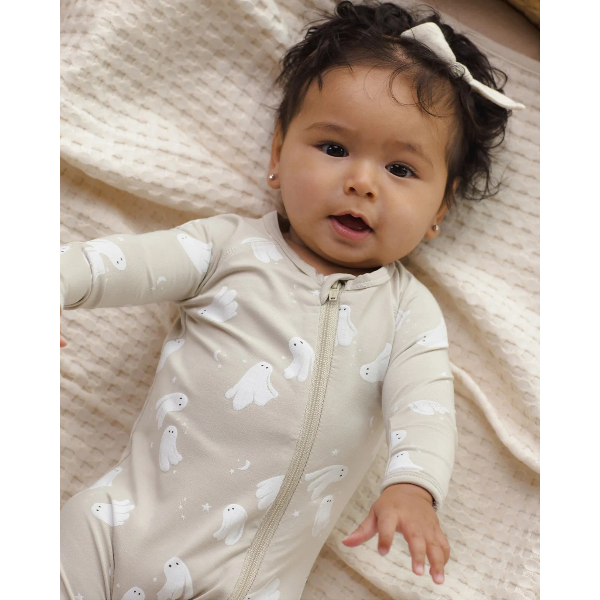QUINCY MAE Bamboo Zip Footie - Dancing Ghosts