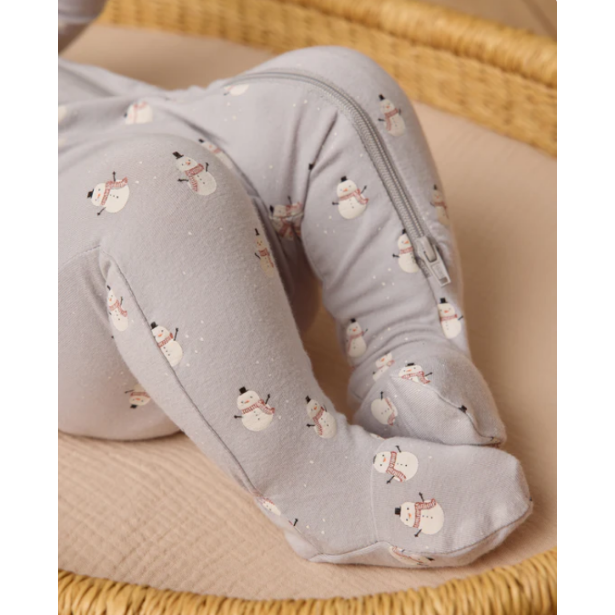 QUINCY MAE Bamboo Zip Footie - Snowmen