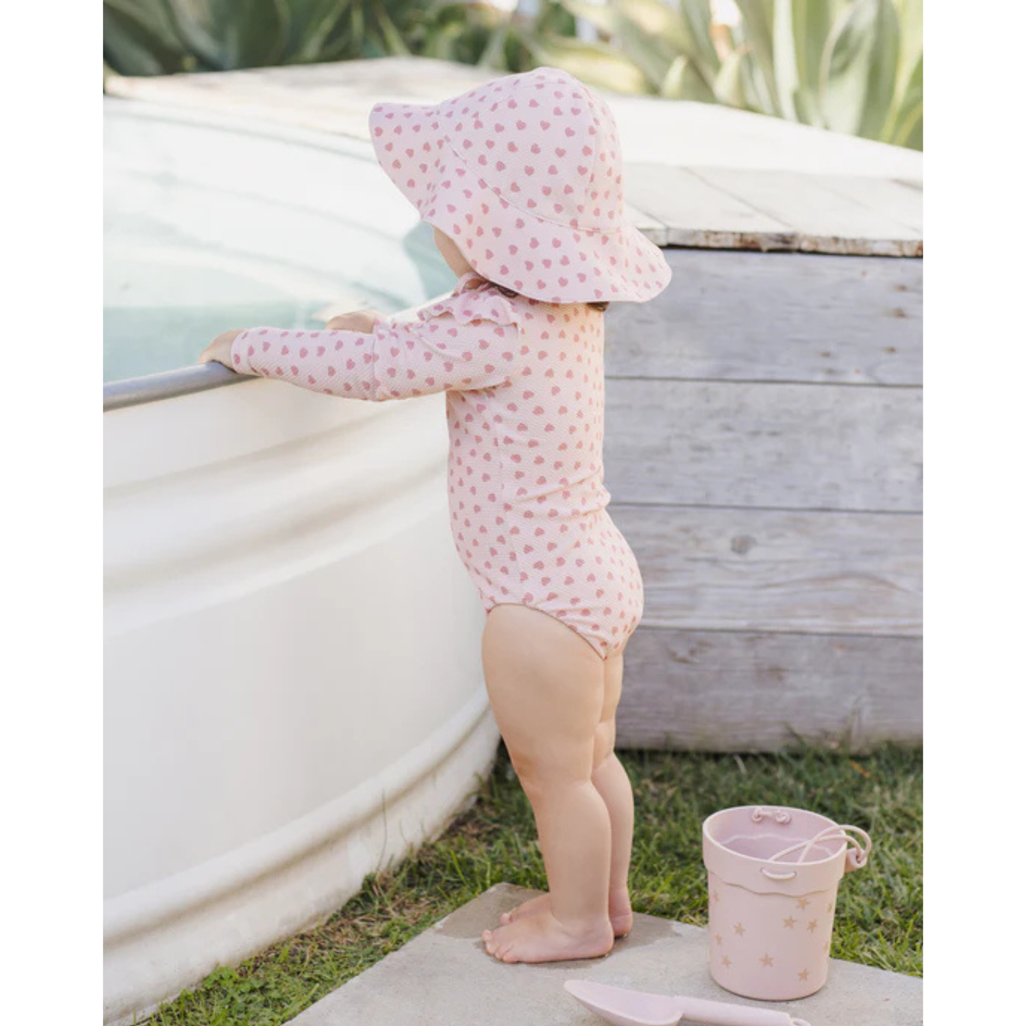 QUINCY MAE Byron Rashguard One-Piece - Hearts