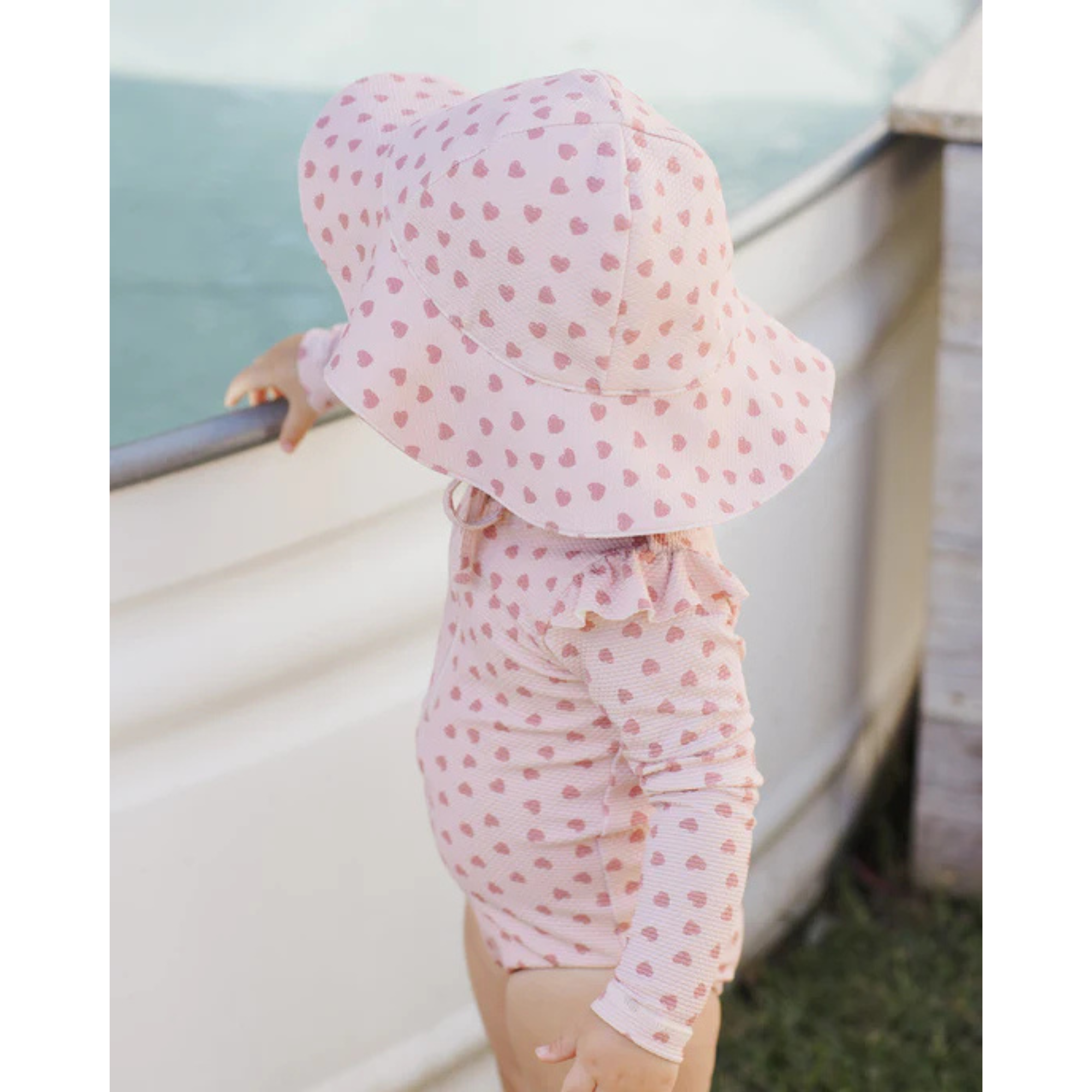 QUINCY MAE Byron Rashguard One-Piece - Hearts