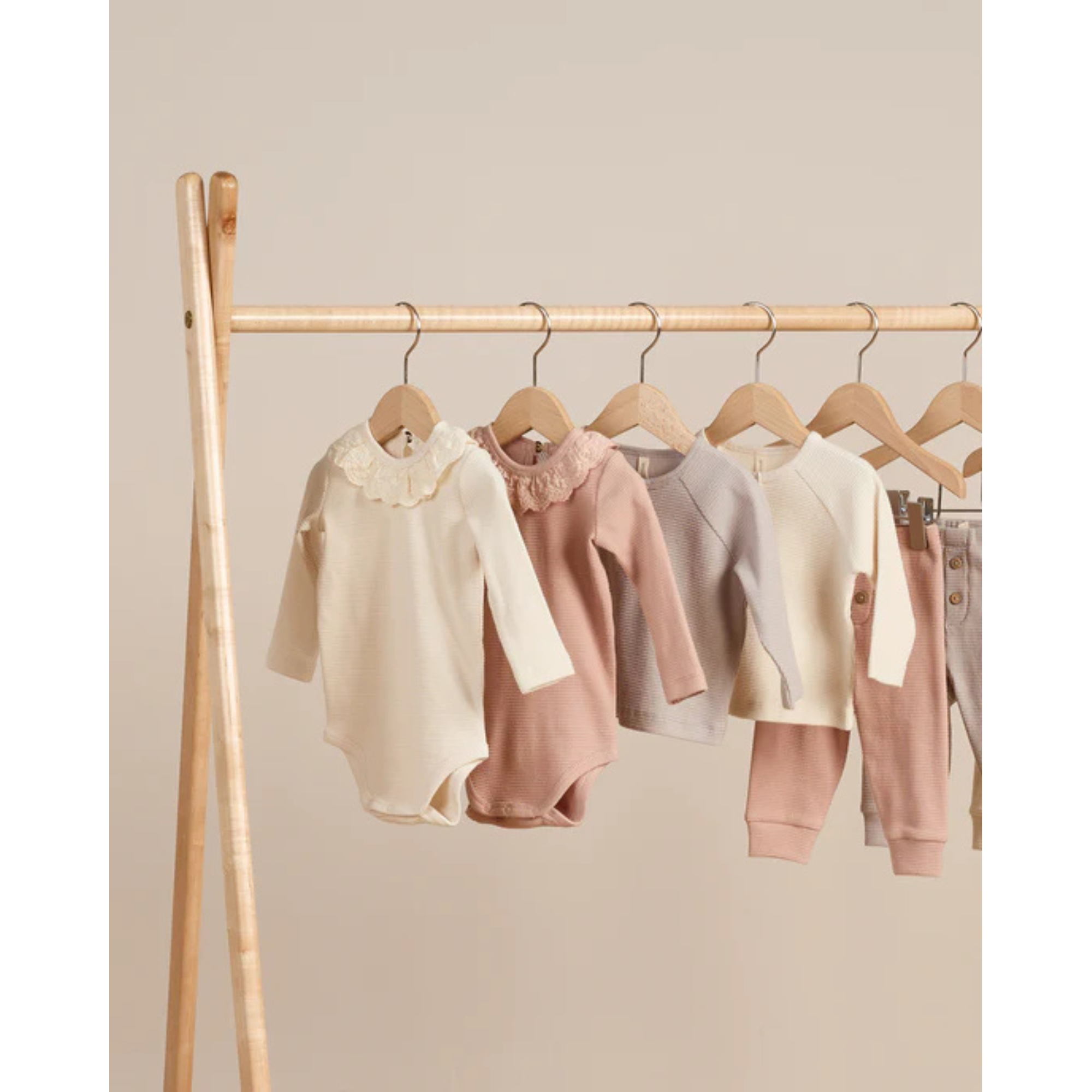 QUINCY MAE Henley Knit Top - Fog