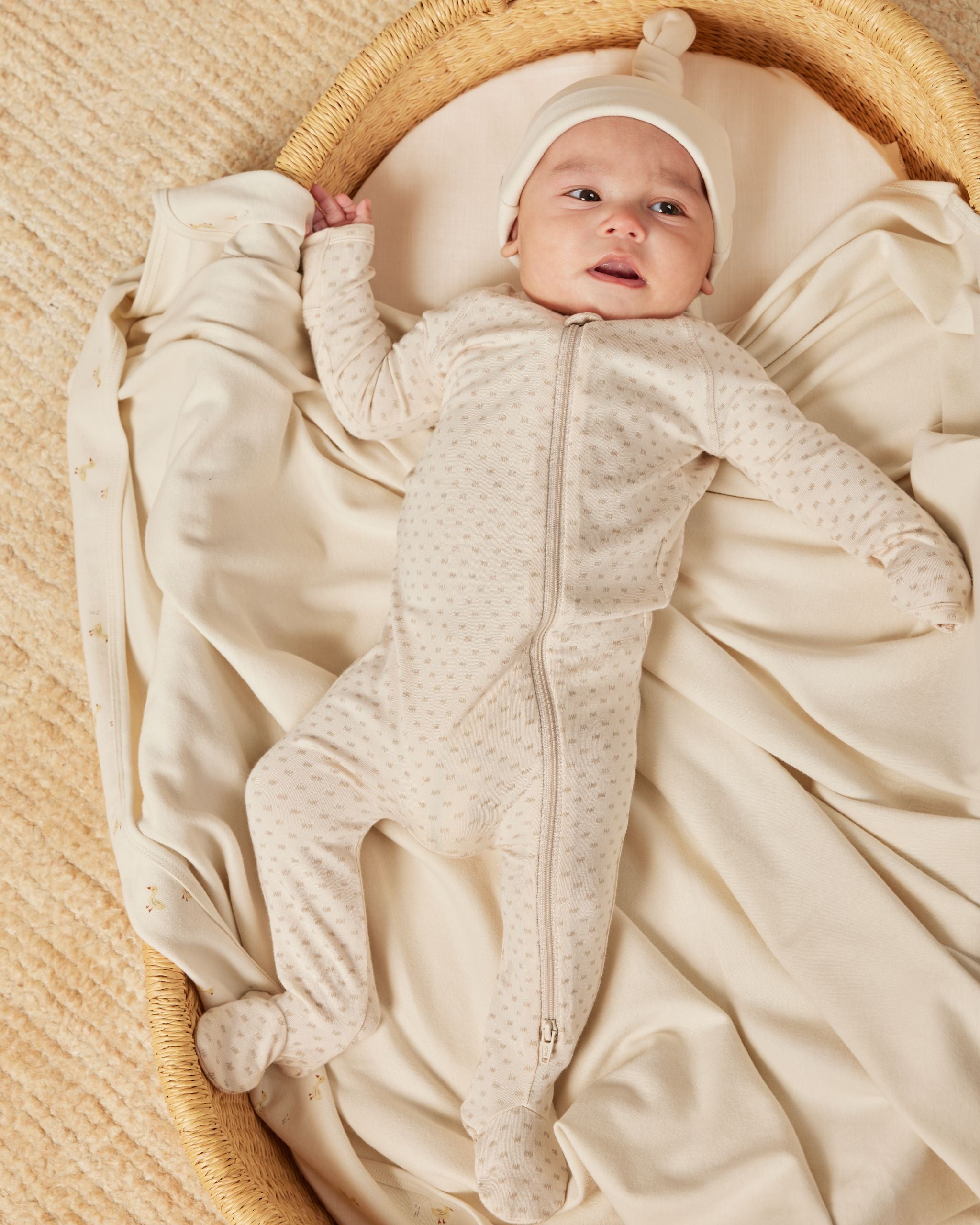 Bonnet noué QUINCY MAE pour bébé 0-6 mois - Ivoire