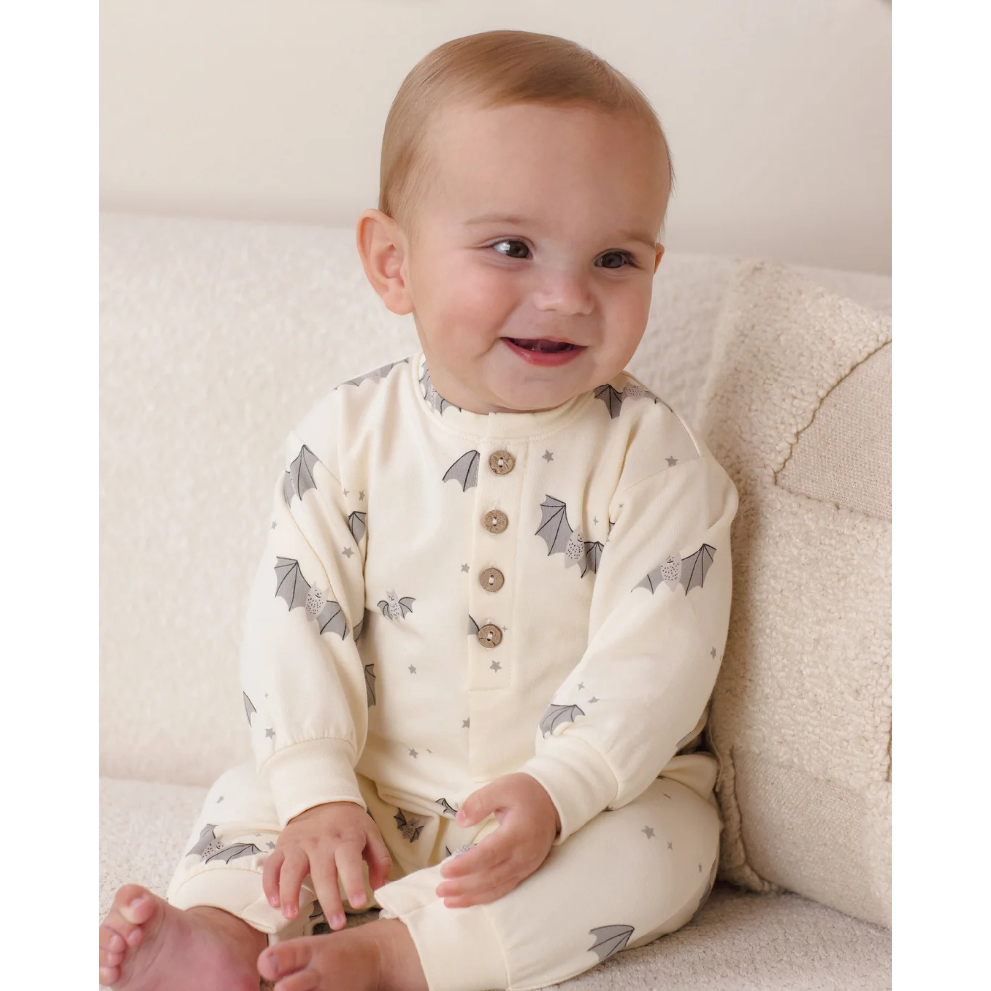 QUINCY MAE Relaxed Fleece Jumpsuit - Baby Bats