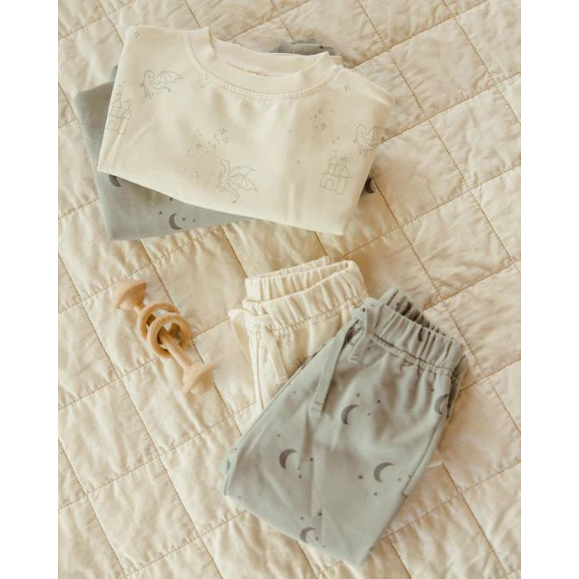 QUINCY MAE Relaxed Sweatpant - Moons