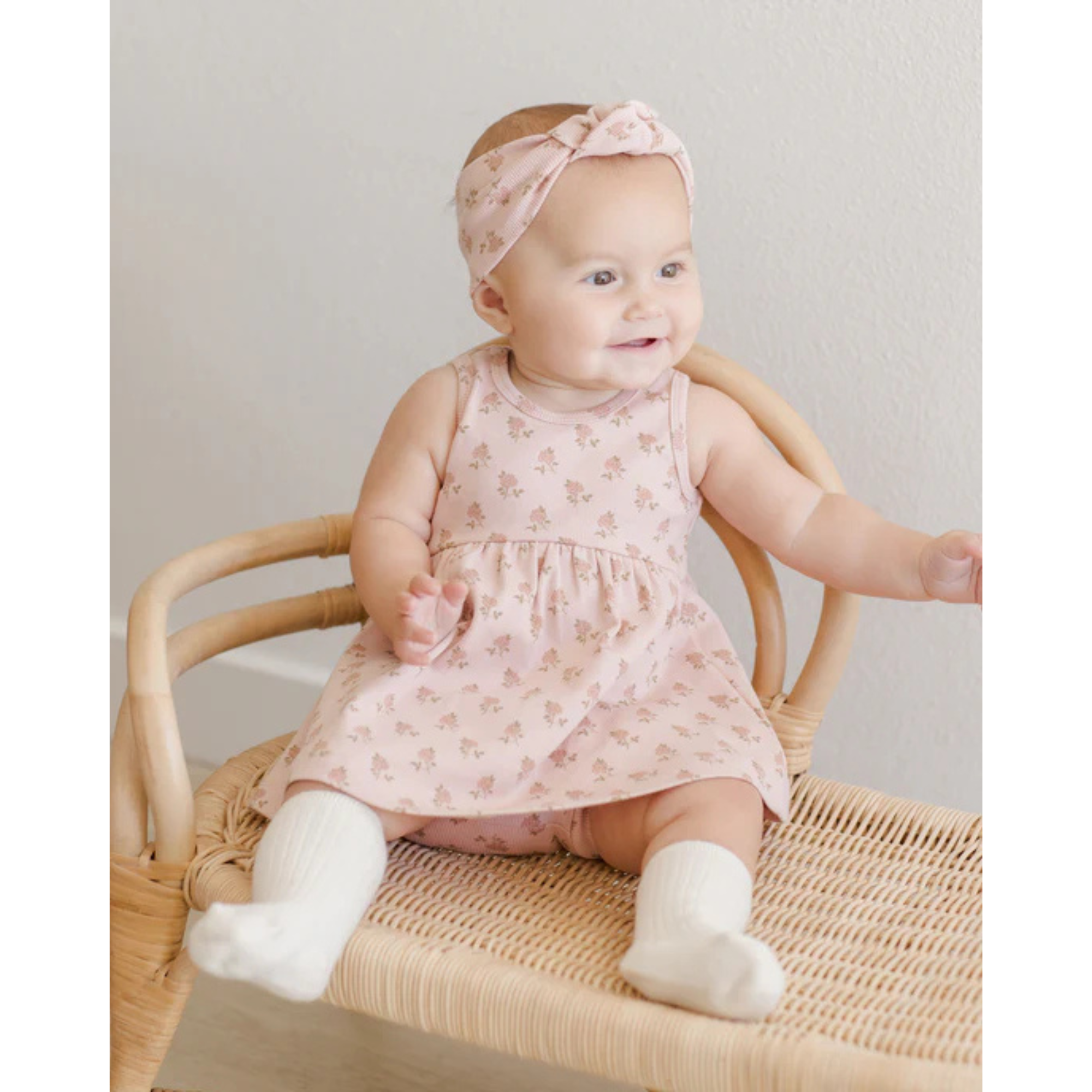 QUINCY MAE Ribbed Knotted Headband - Roses