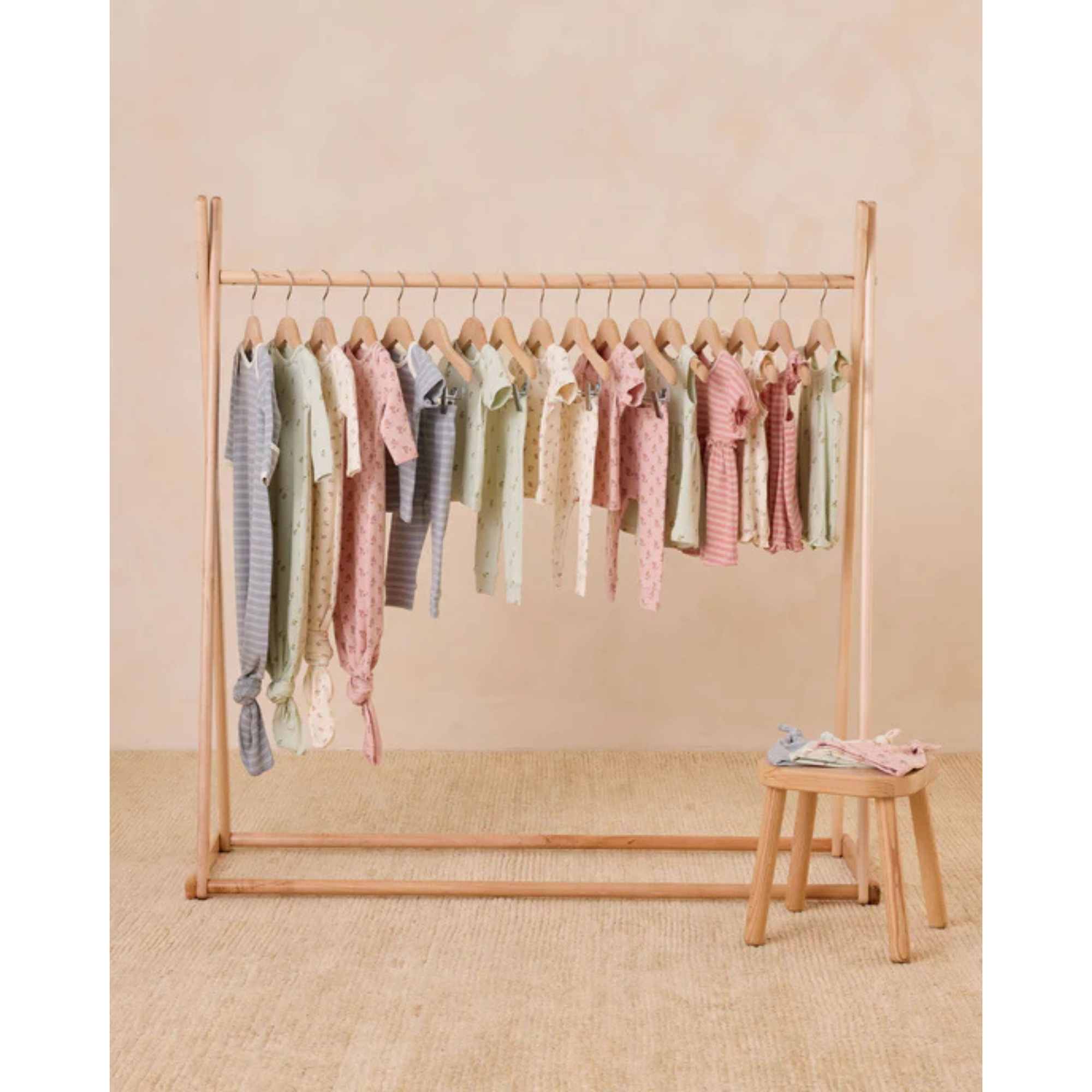 QUINCY MAE Combinaison côtelée à volants - Fleur