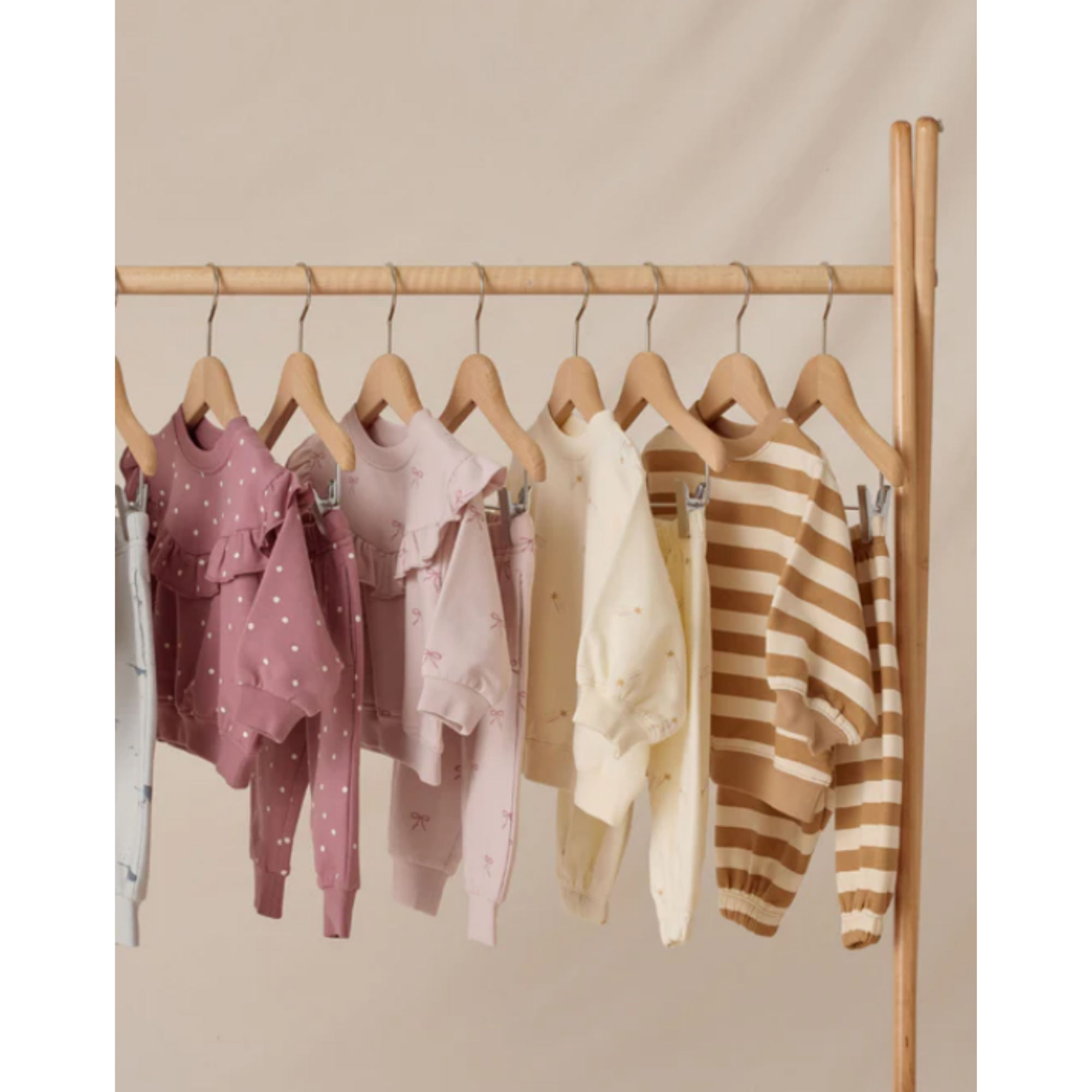 QUINCY MAE Ruffle Fleece Sweatshirt - Bows