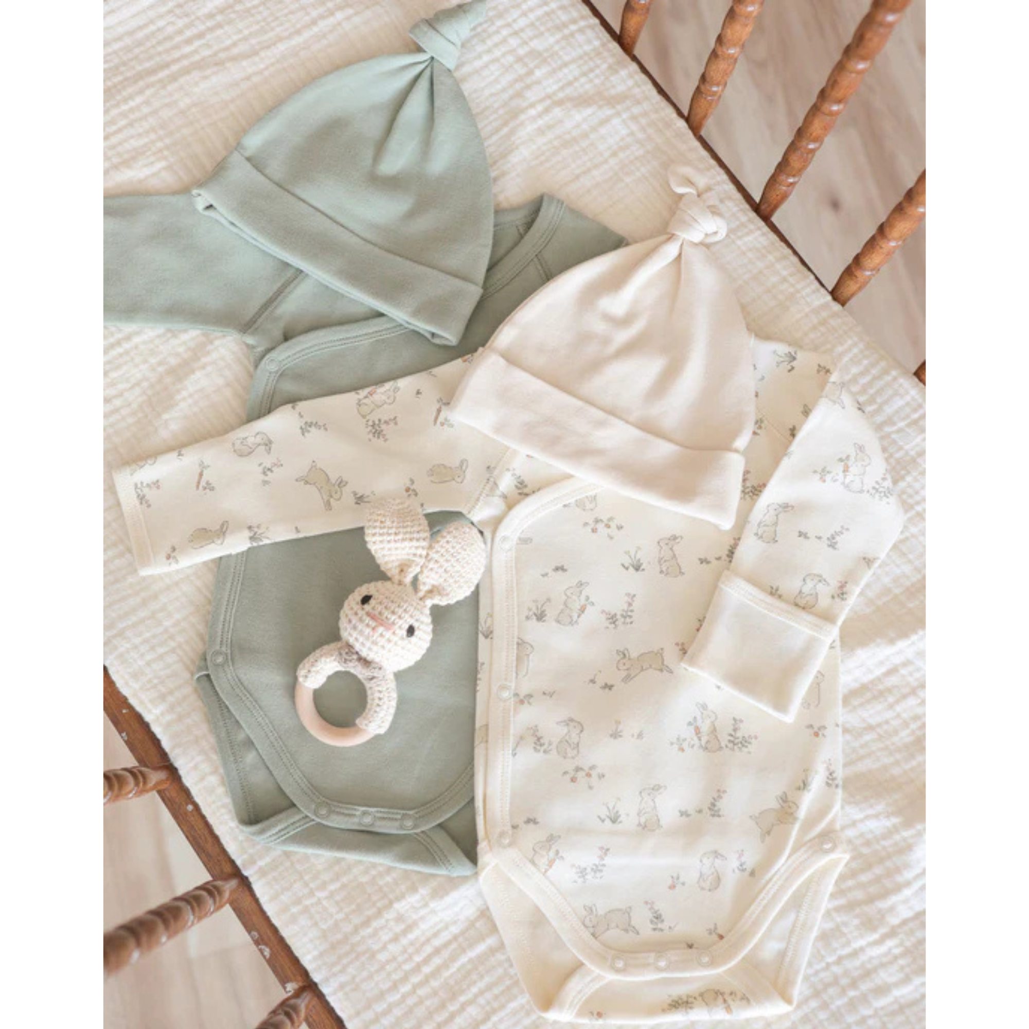 QUINCY MAE Side Snap Bodysuit - Sage